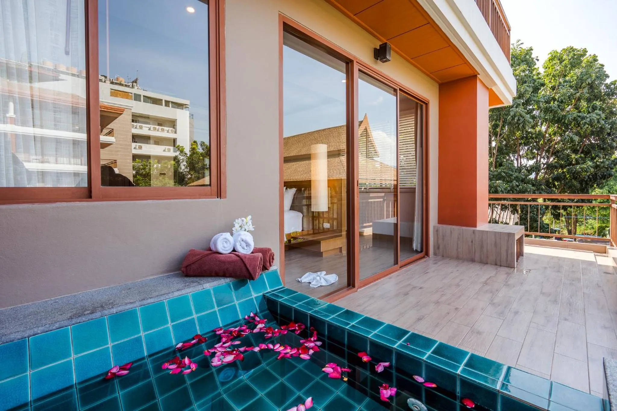 Hot Tub in Ayrest Hua Hin Hotel