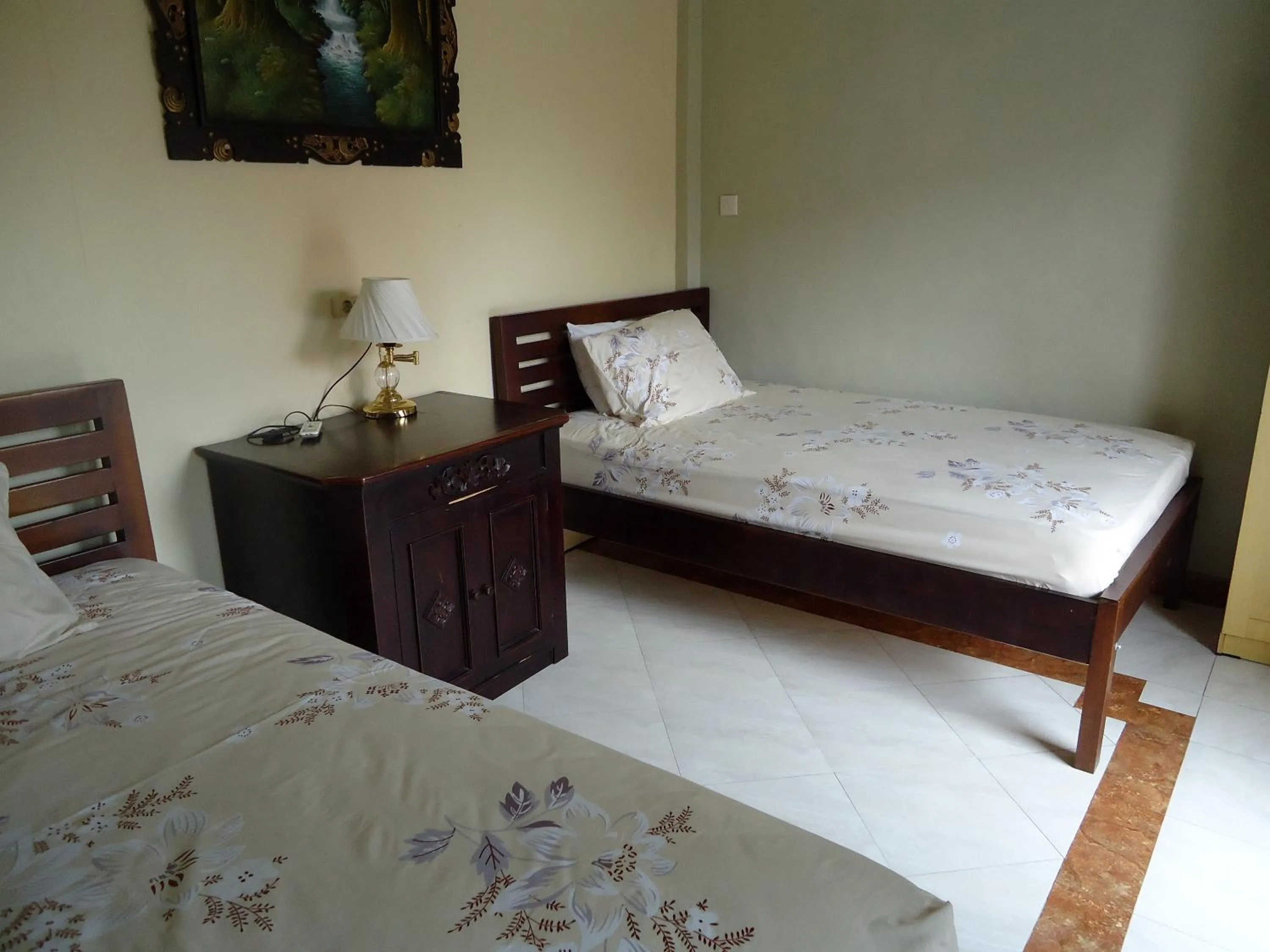 Photo of the whole room, Bed in The Reinhold Guesthouse Bali
