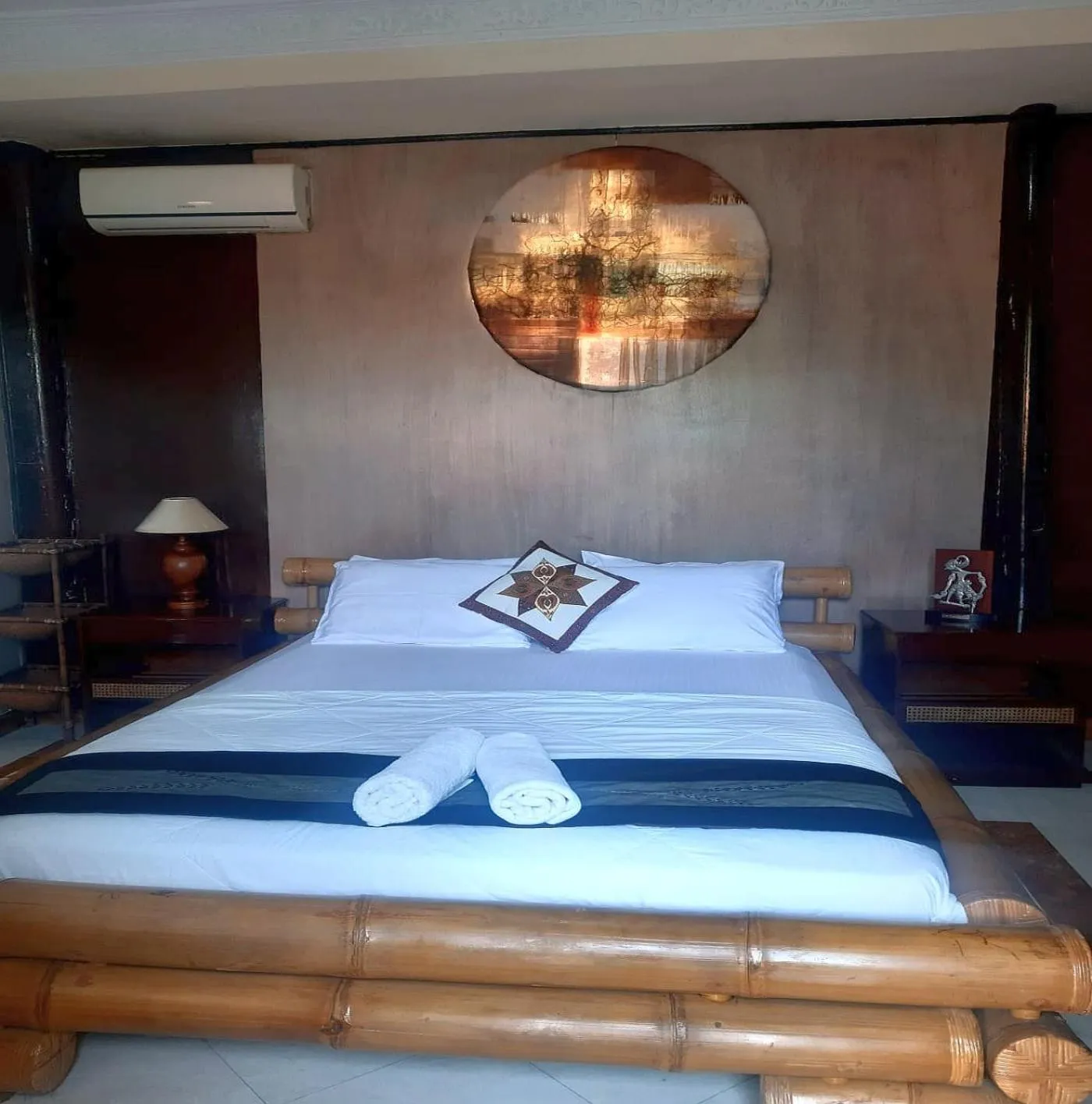 Bed in The Reinhold Guesthouse Bali
