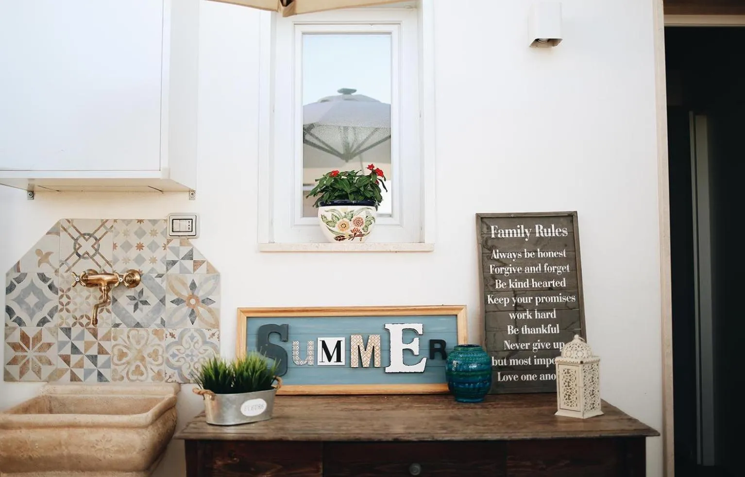 Living room in Le Home Rooms