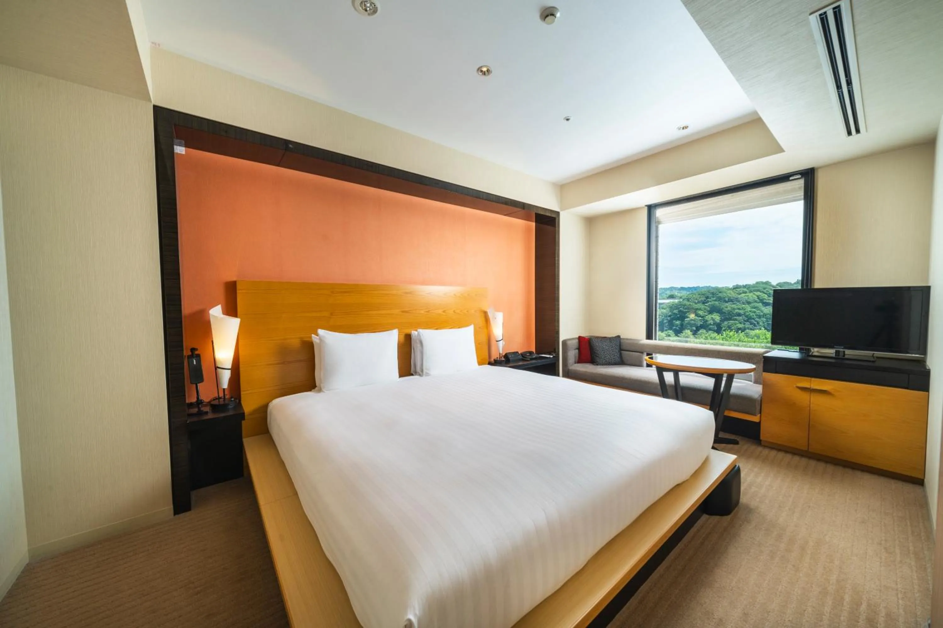 Photo of the whole room, Bed in KOKO HOTEL Premier Kanazawa Korinbo