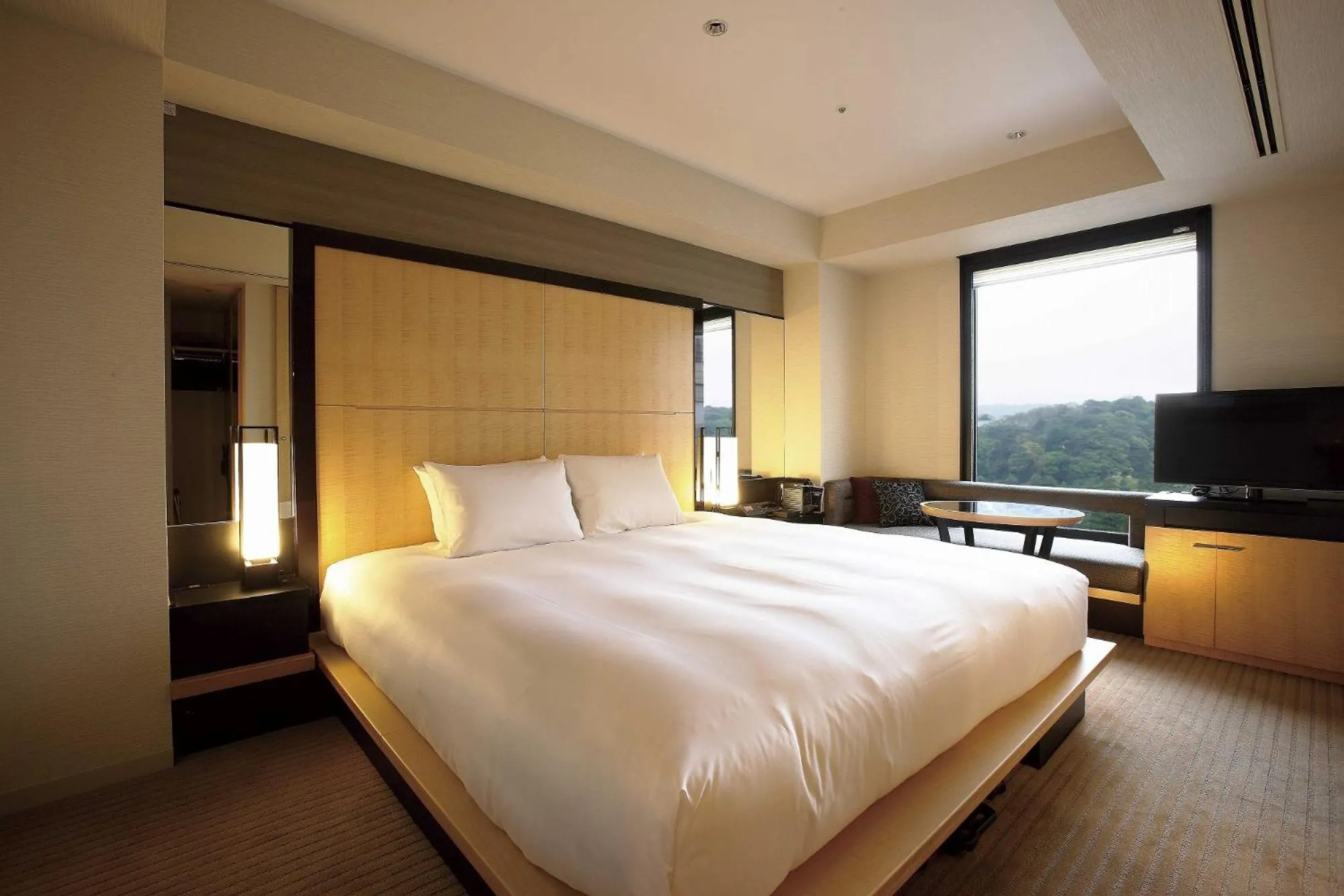 Photo of the whole room, Bed in KOKO HOTEL Premier Kanazawa Korinbo