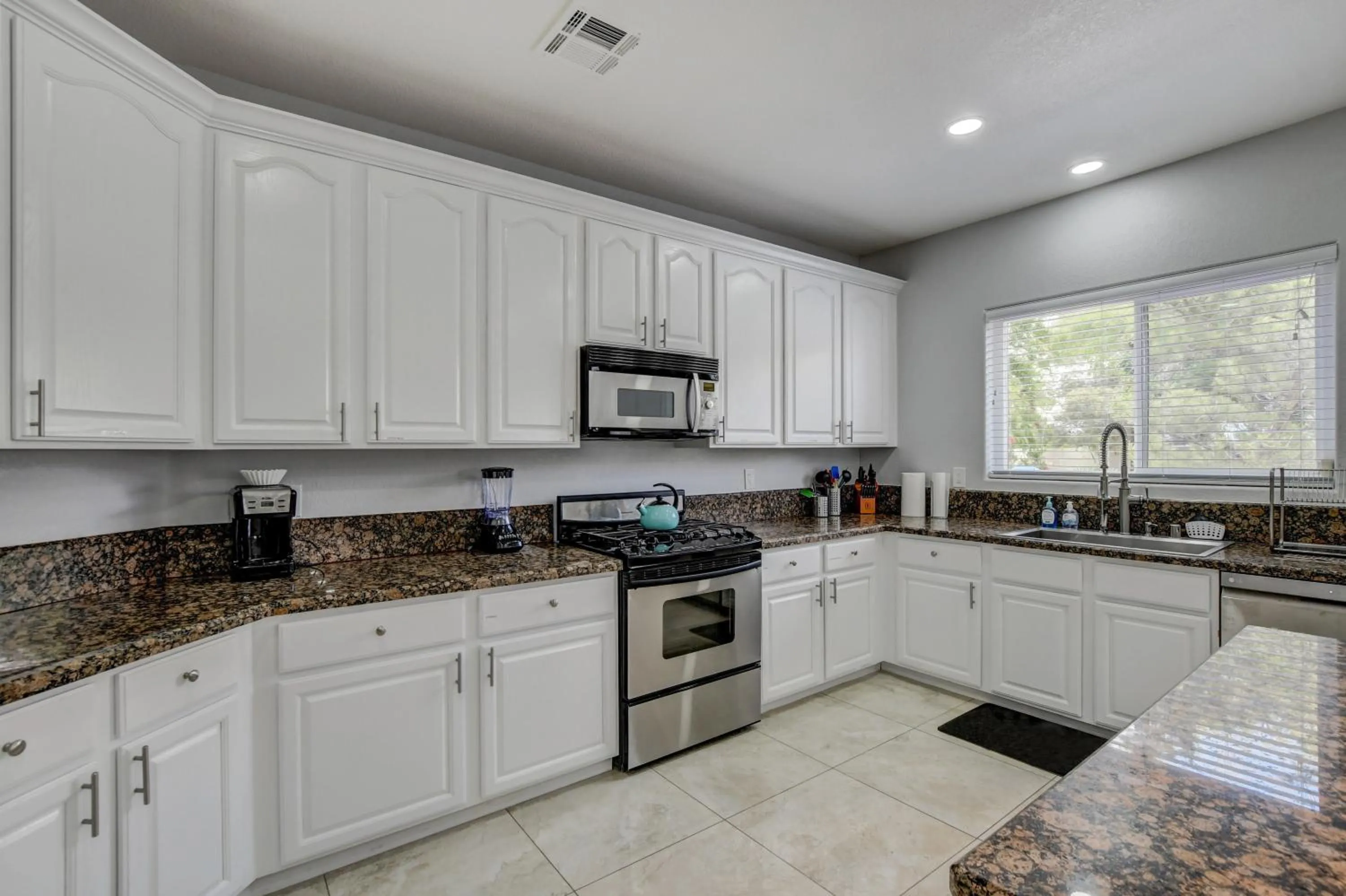 Kitchen or kitchenette in The Buddha Estate
