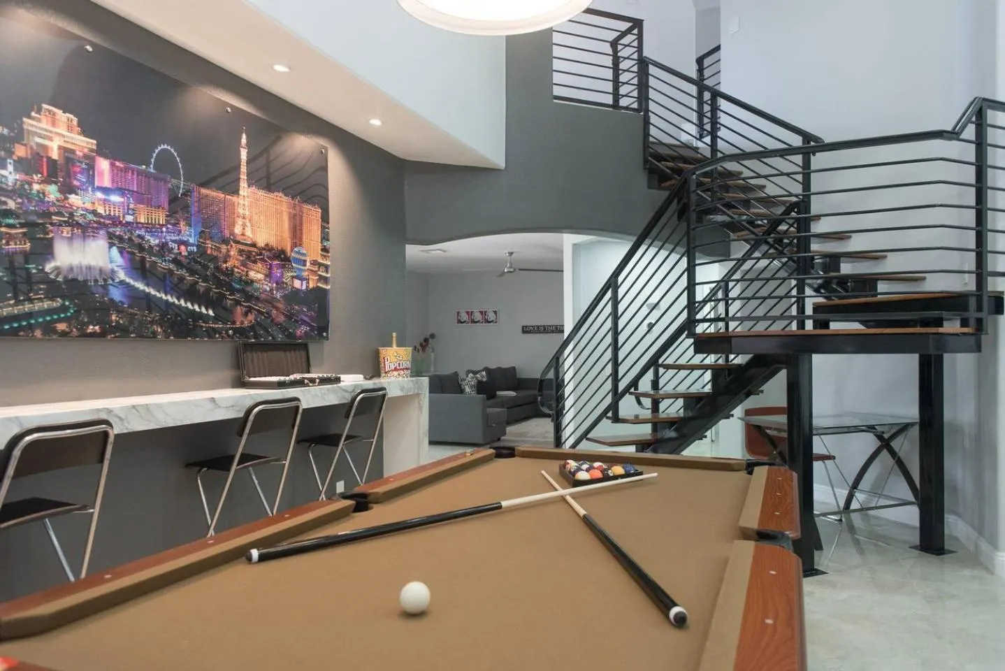 Billiard in The Buddha Estate