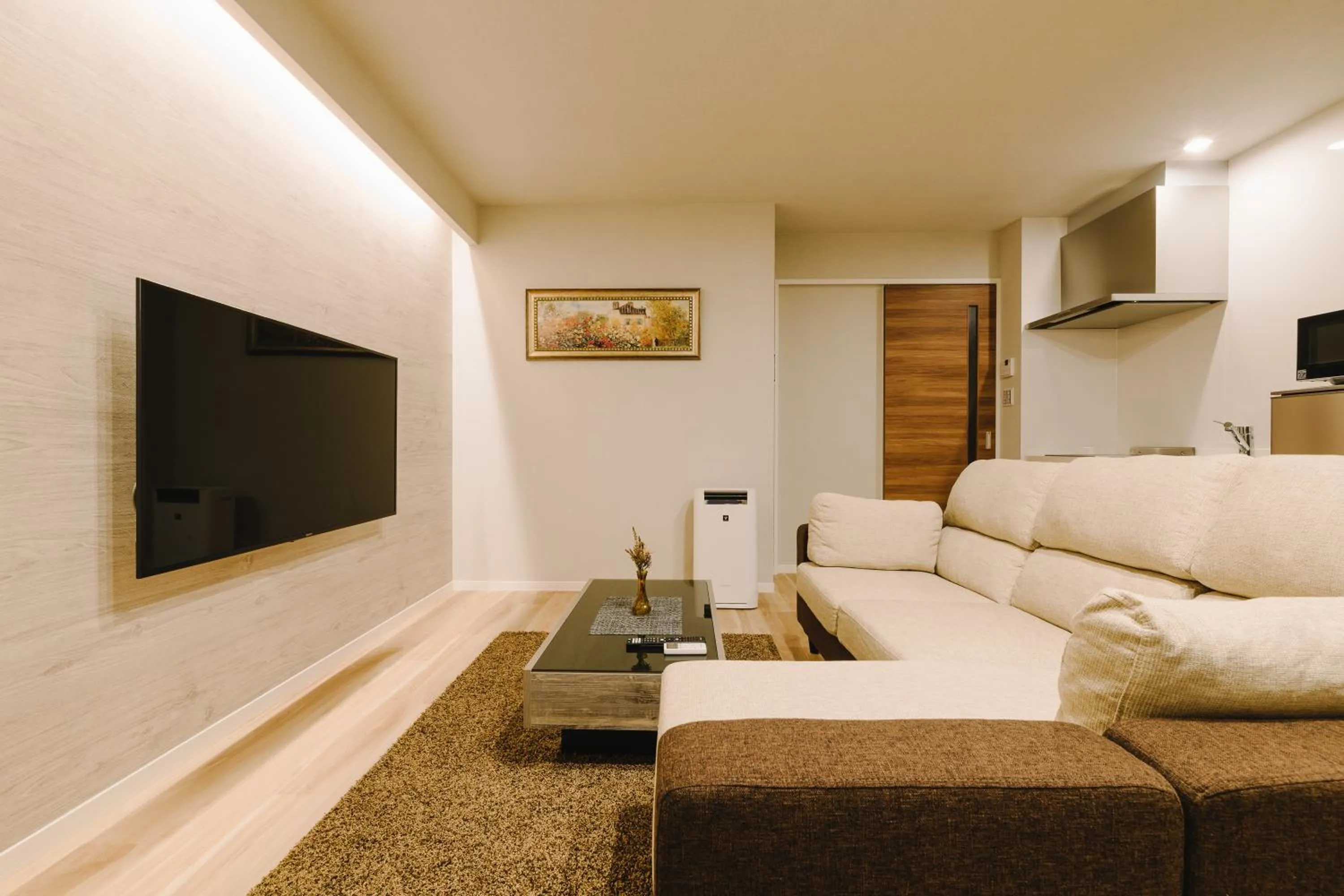 Photo of the whole room in GRAND BASE Karatsu Ekiminami