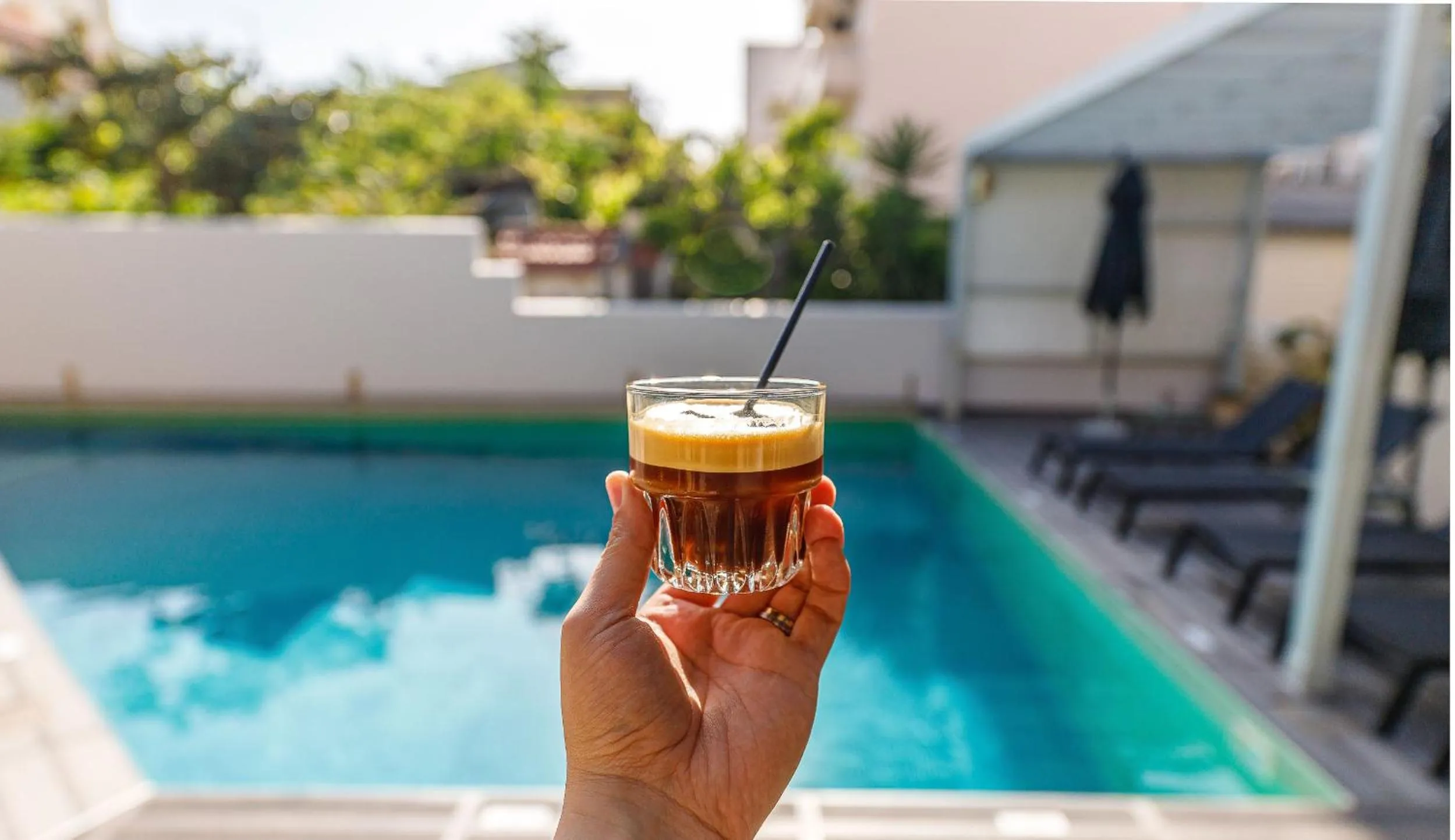 Swimming pool in Creta Elena