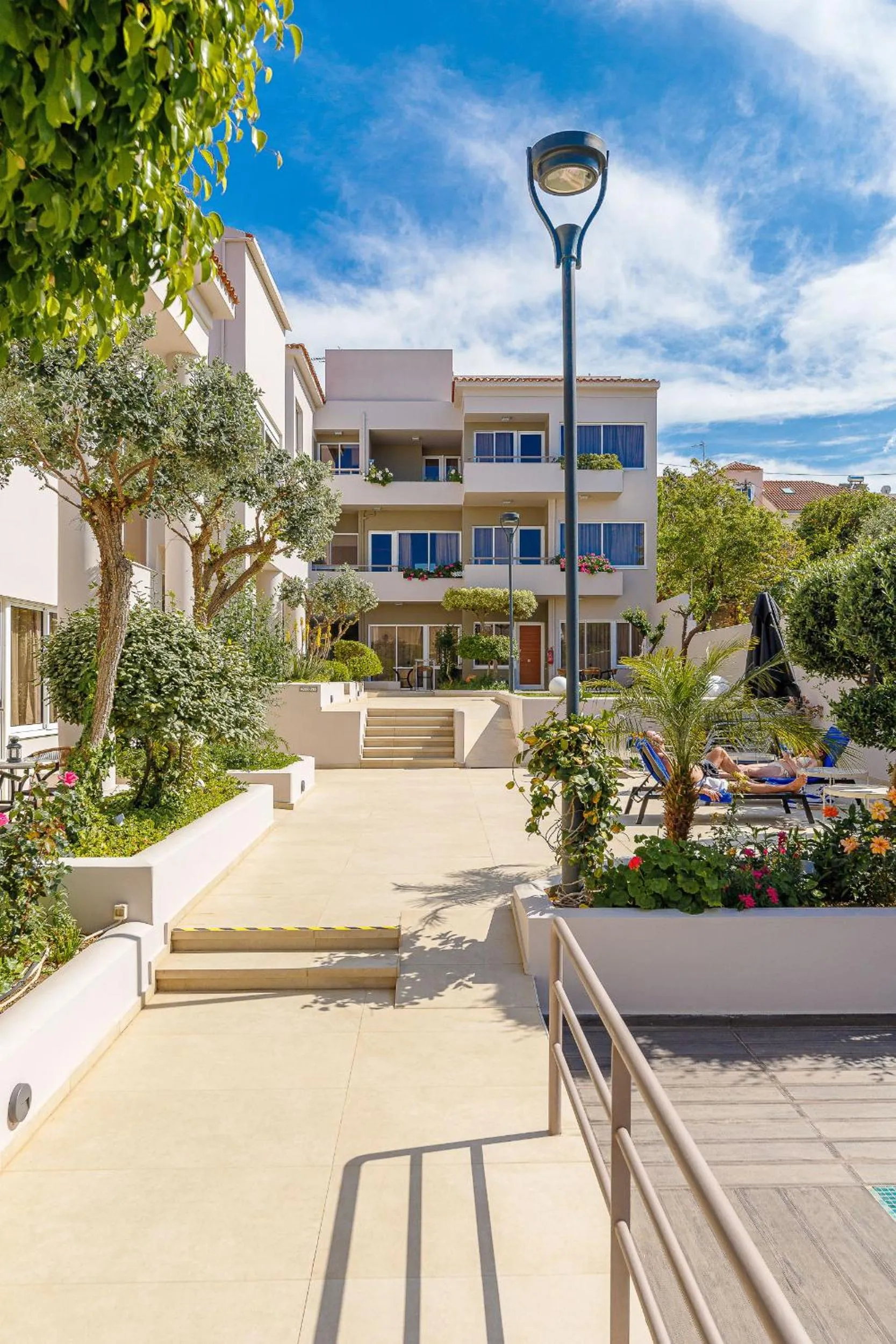 Garden in Creta Elena