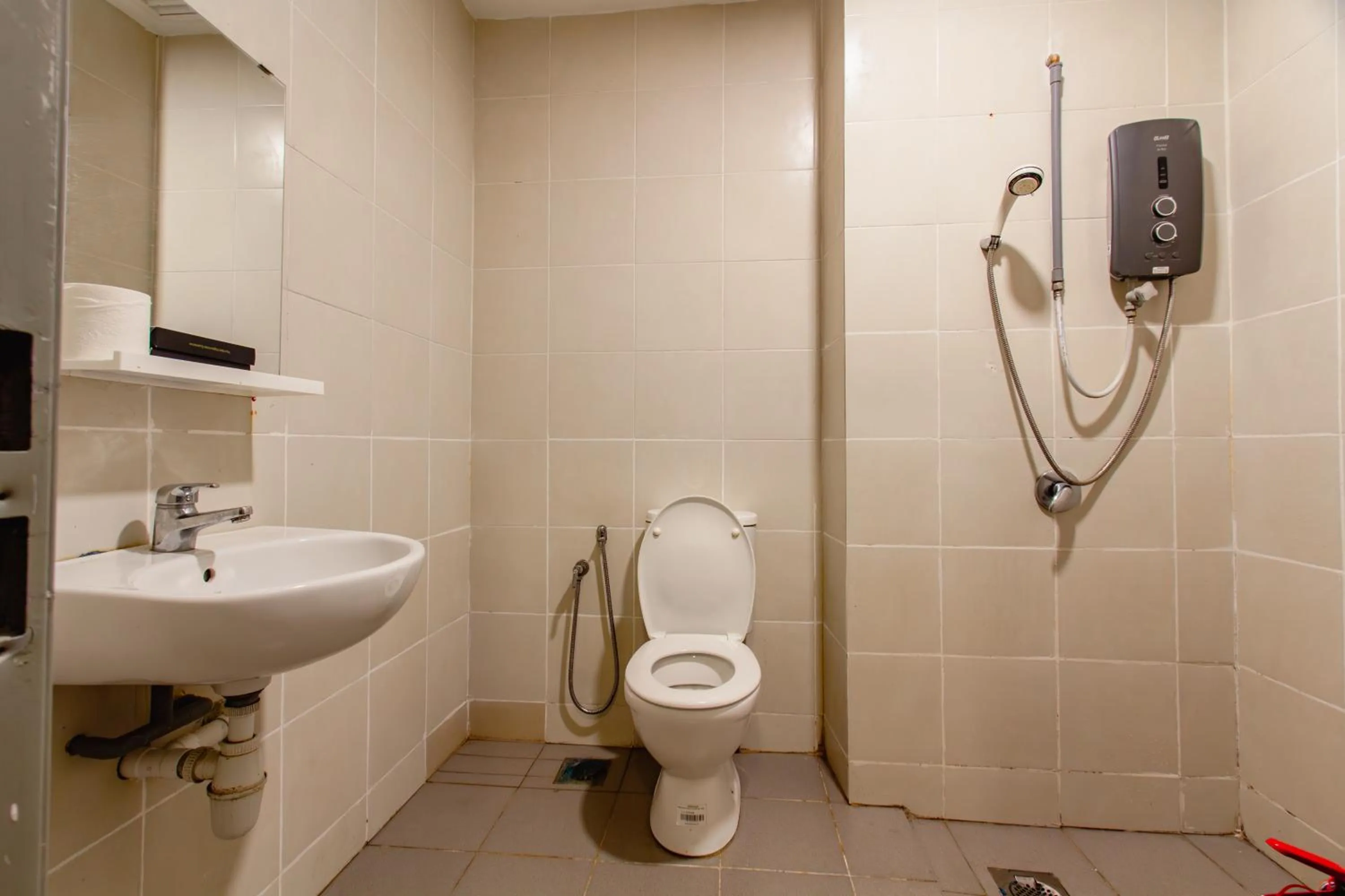 Shower in Bangi Perdana Hotel