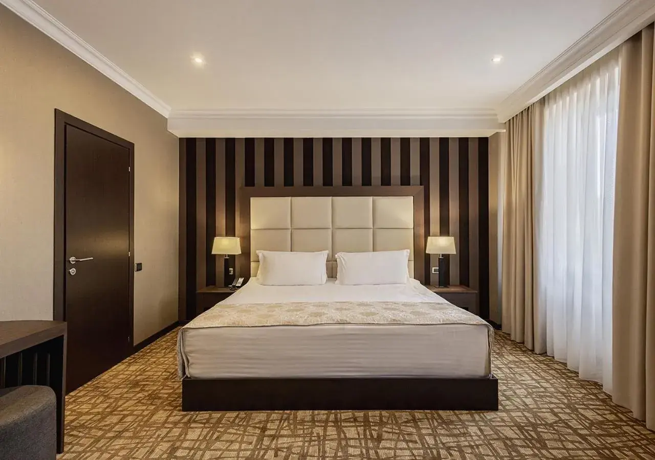 Suite in National by Stellar Hotels, Yerevan Suite in National by Stellar Hotels, Yerevan