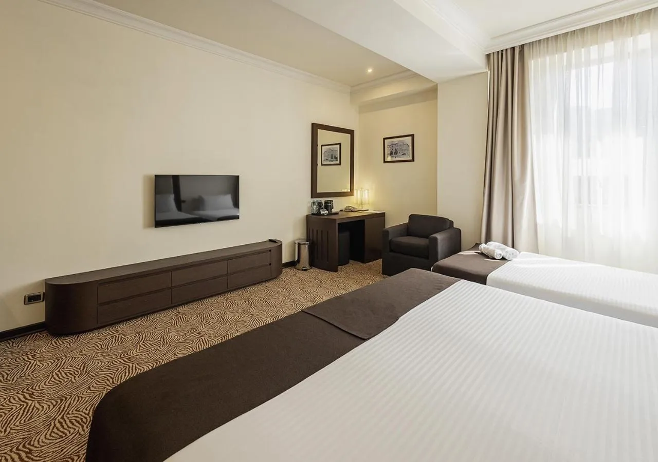 TV and multimedia, Bed in National by Stellar Hotels, Yerevan