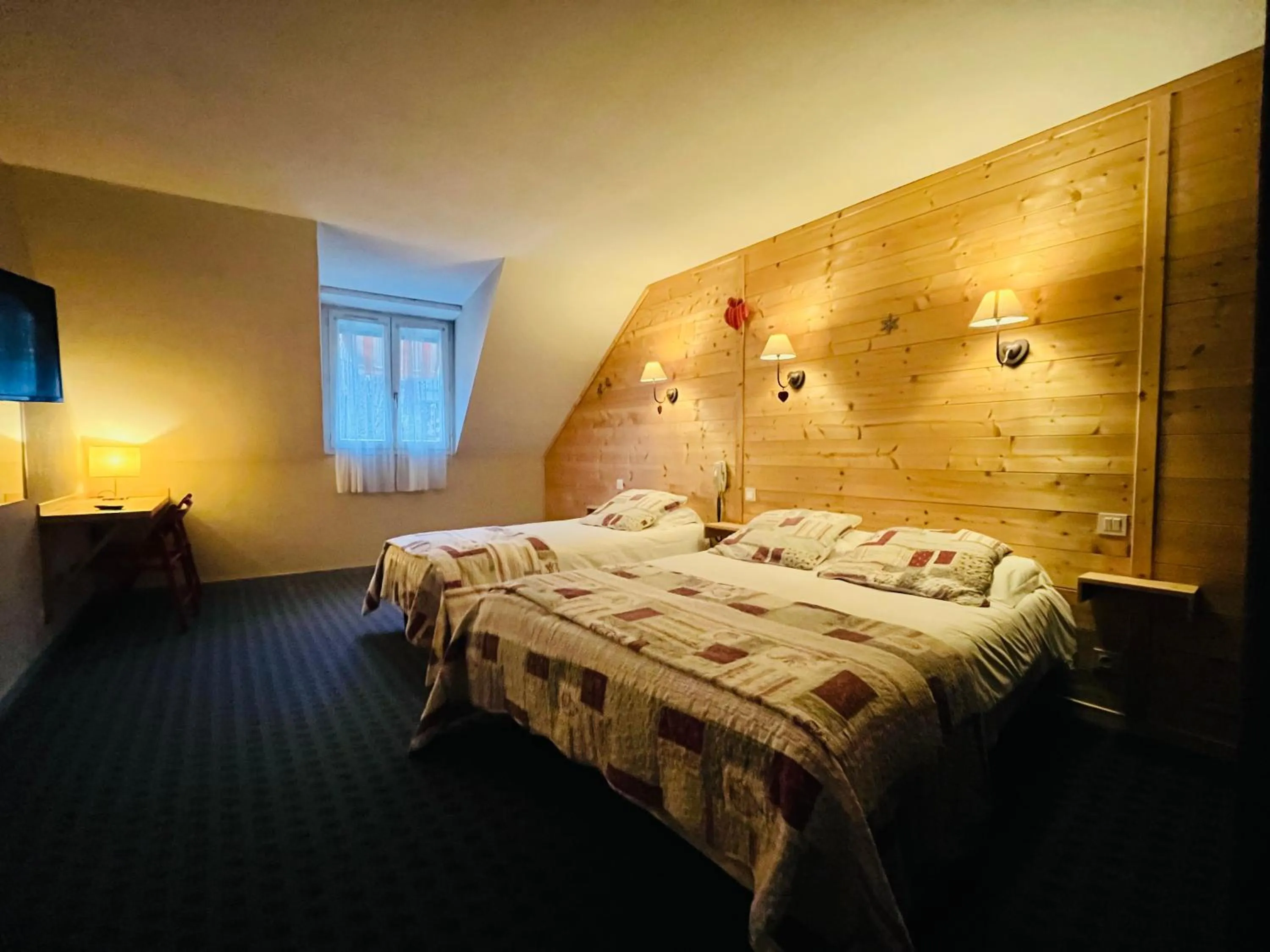 Bed in Le Sacca Hôtel restaurant