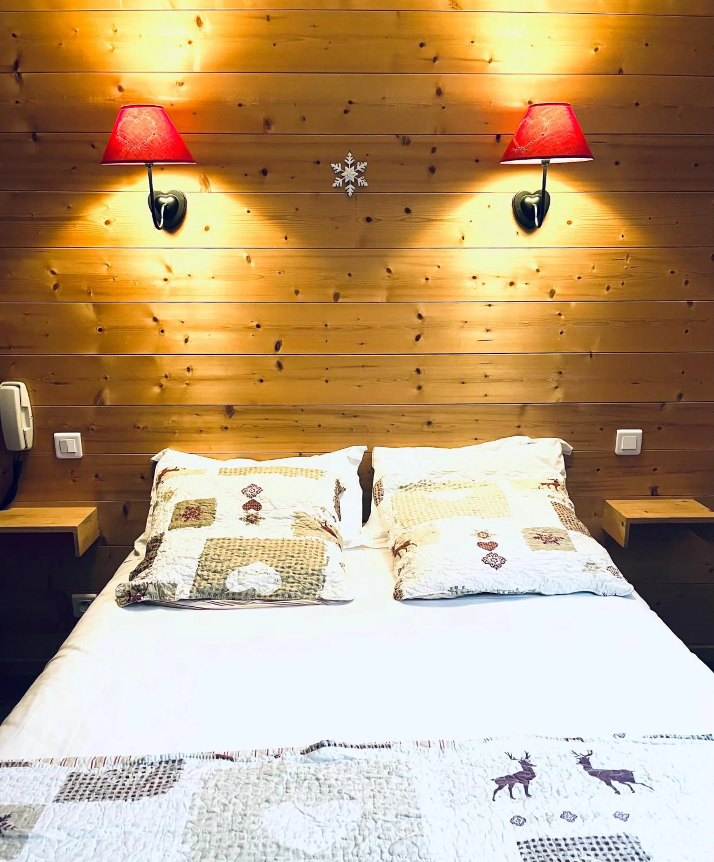 Bed in Le Sacca Hôtel restaurant