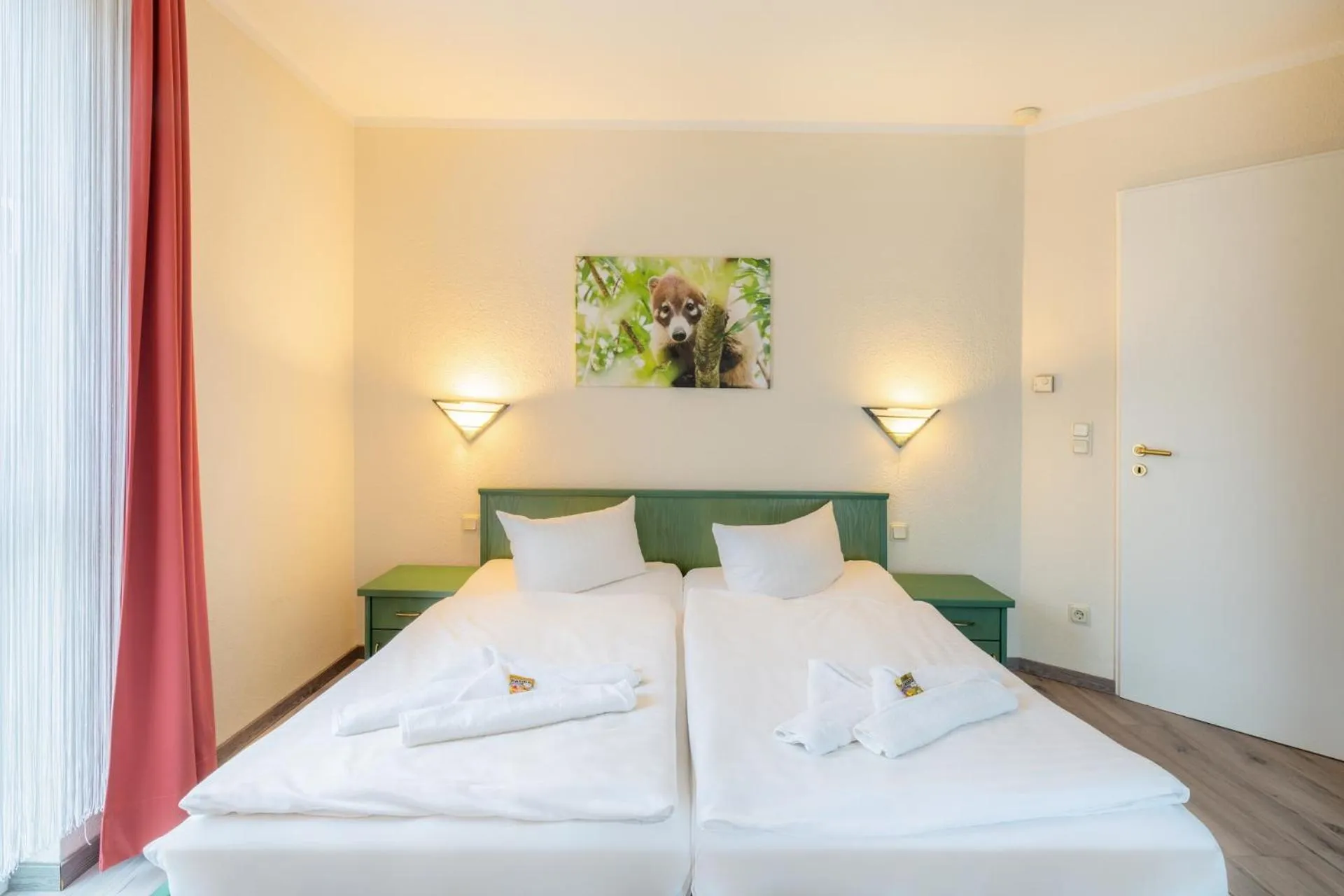 Bedroom, Bed in Aparthotel Tropenhaus Bansin