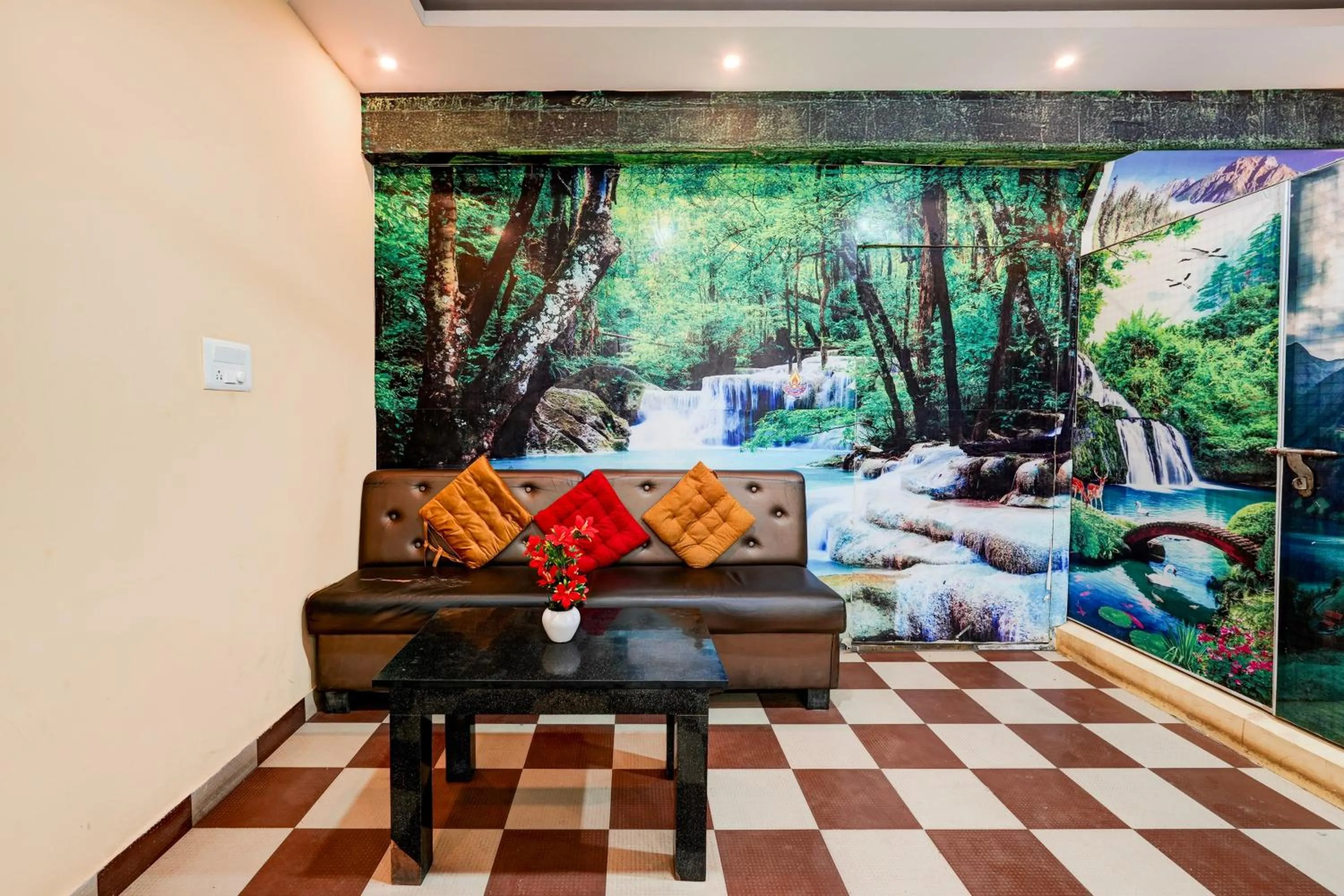 Lobby or reception in Hotel O Ganakkal Near BGS Hospital Junction formerly Omkar Inn.