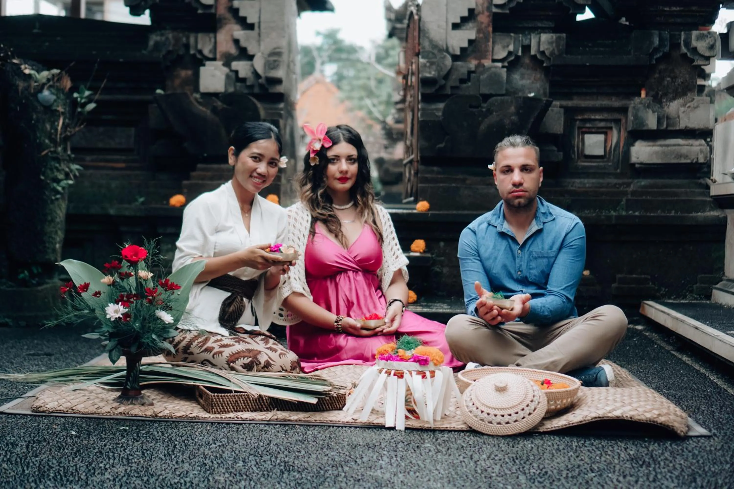 Guests in The Alus Cottage and Villa