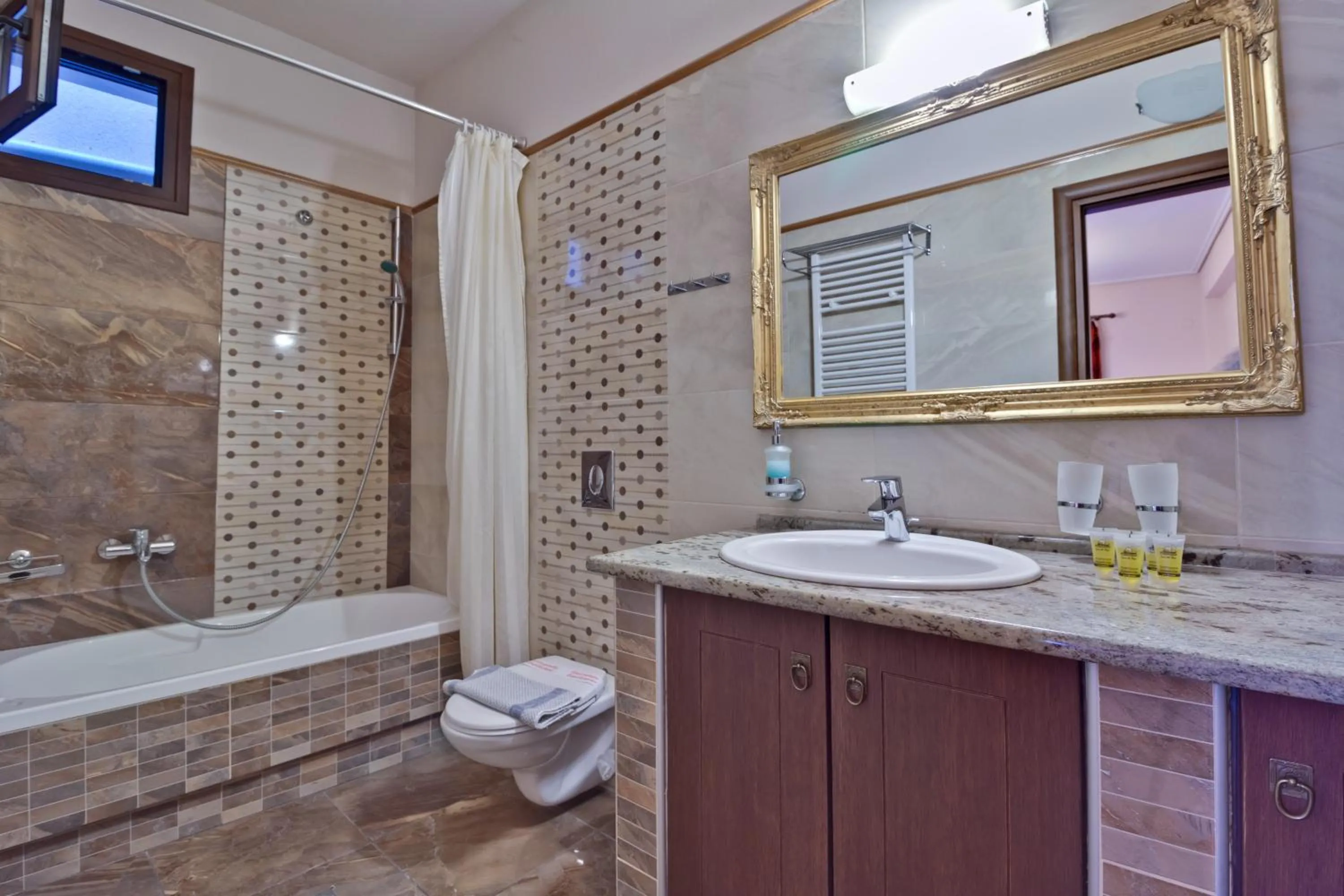 Bathroom in Alsos House