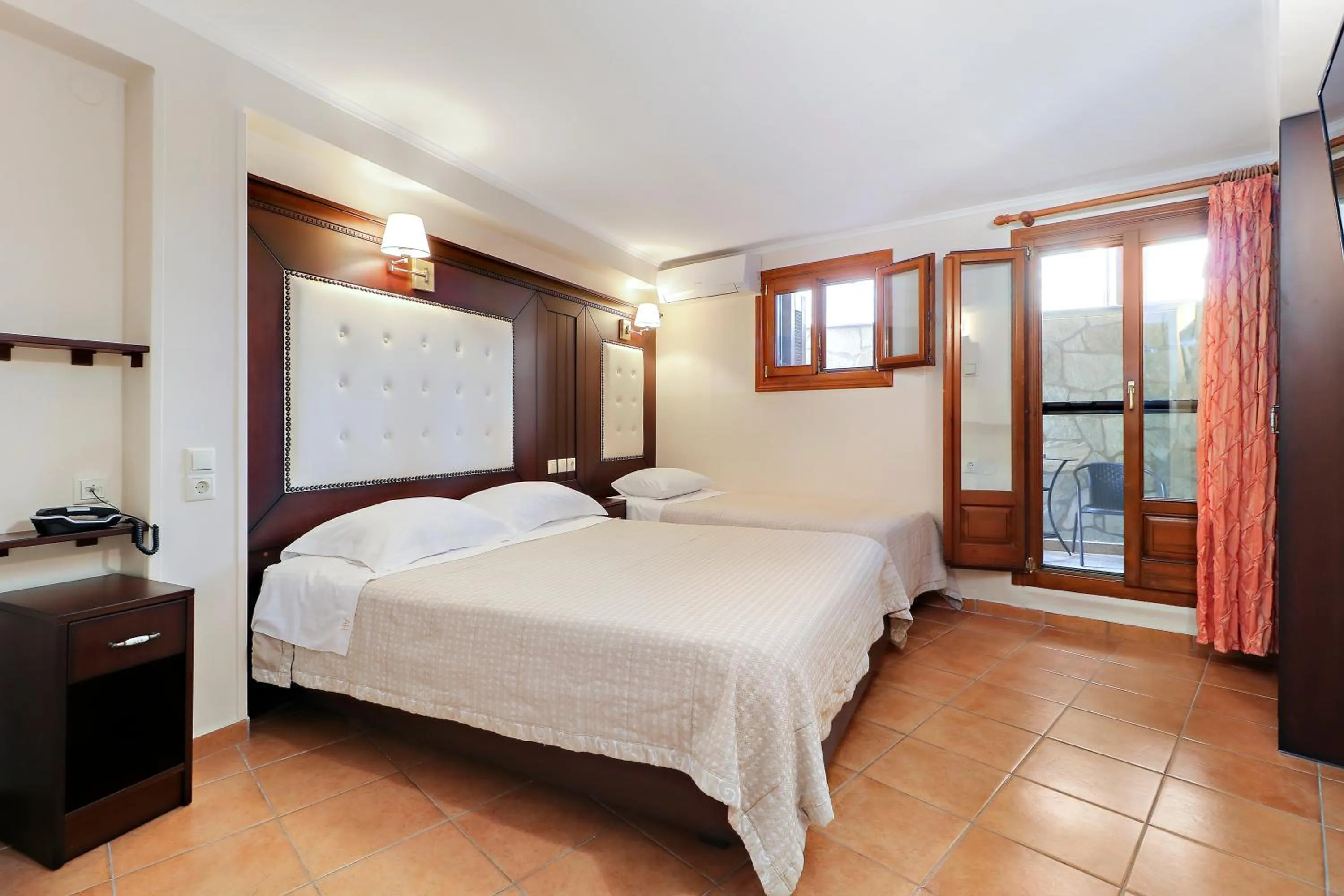 Bedroom, Bed in Alsos House