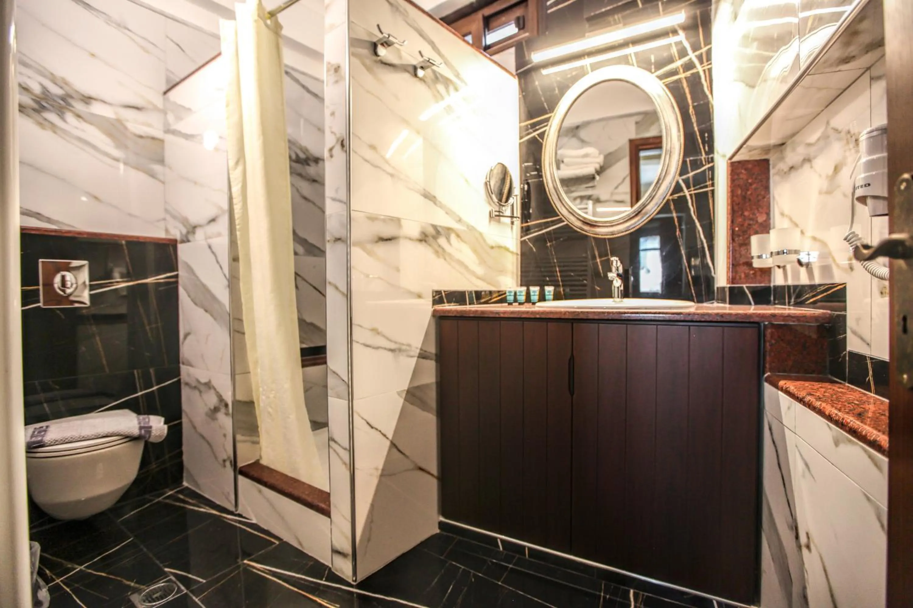 Bathroom in Alsos House