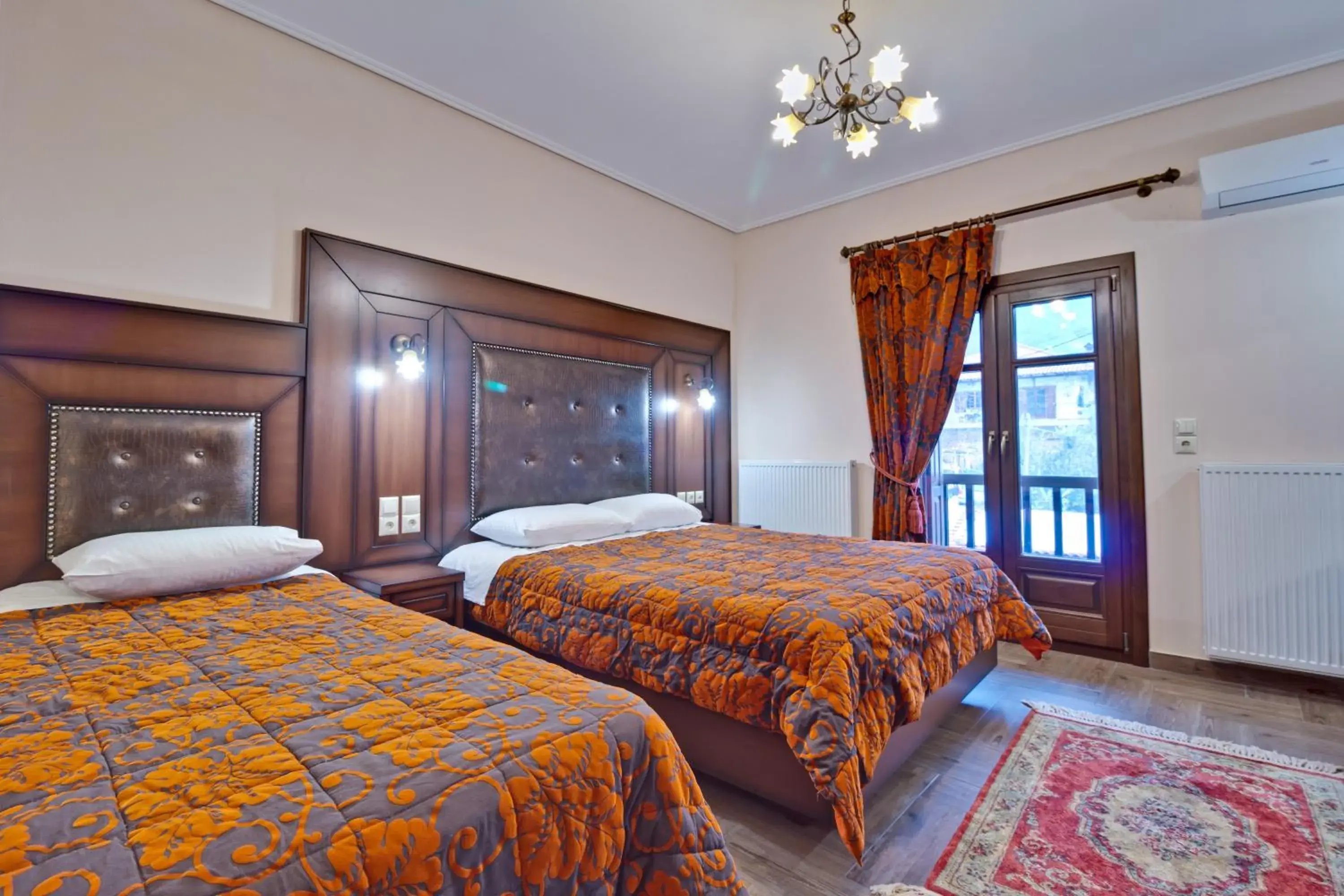 Family Apartment with Balcony and Meteora View in Alsos House Family Apartment with Balcony and Meteora View in Alsos House