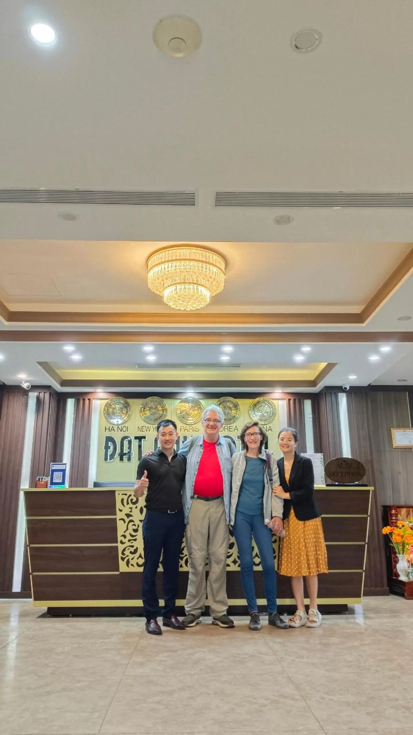 Communal lounge/ TV room in Dat Anh Hotel