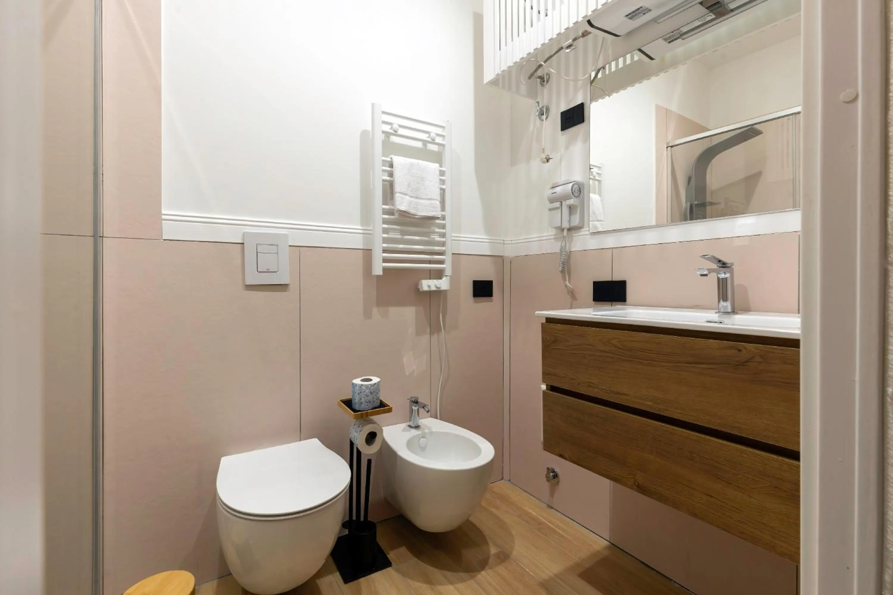 Bathroom in Il Tesoro Smart Suite & SPA