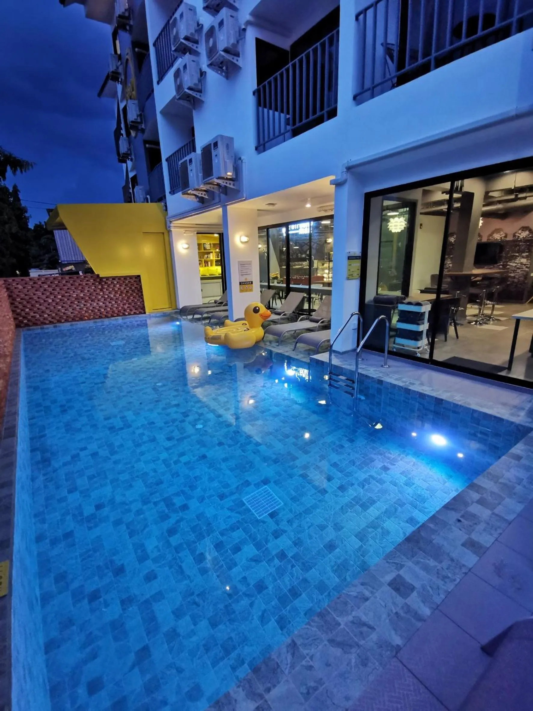 Swimming pool in Sleep Mai Thapae Chiang Mai Old City Lifestyle Hotel