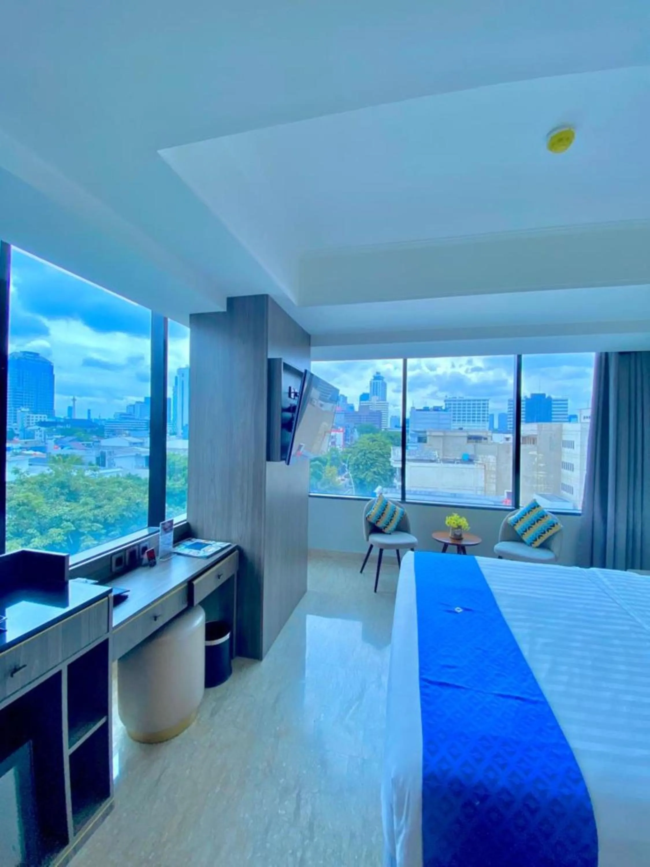 View (from property/room), Bed in Arthama Tanah Abang Jakarta