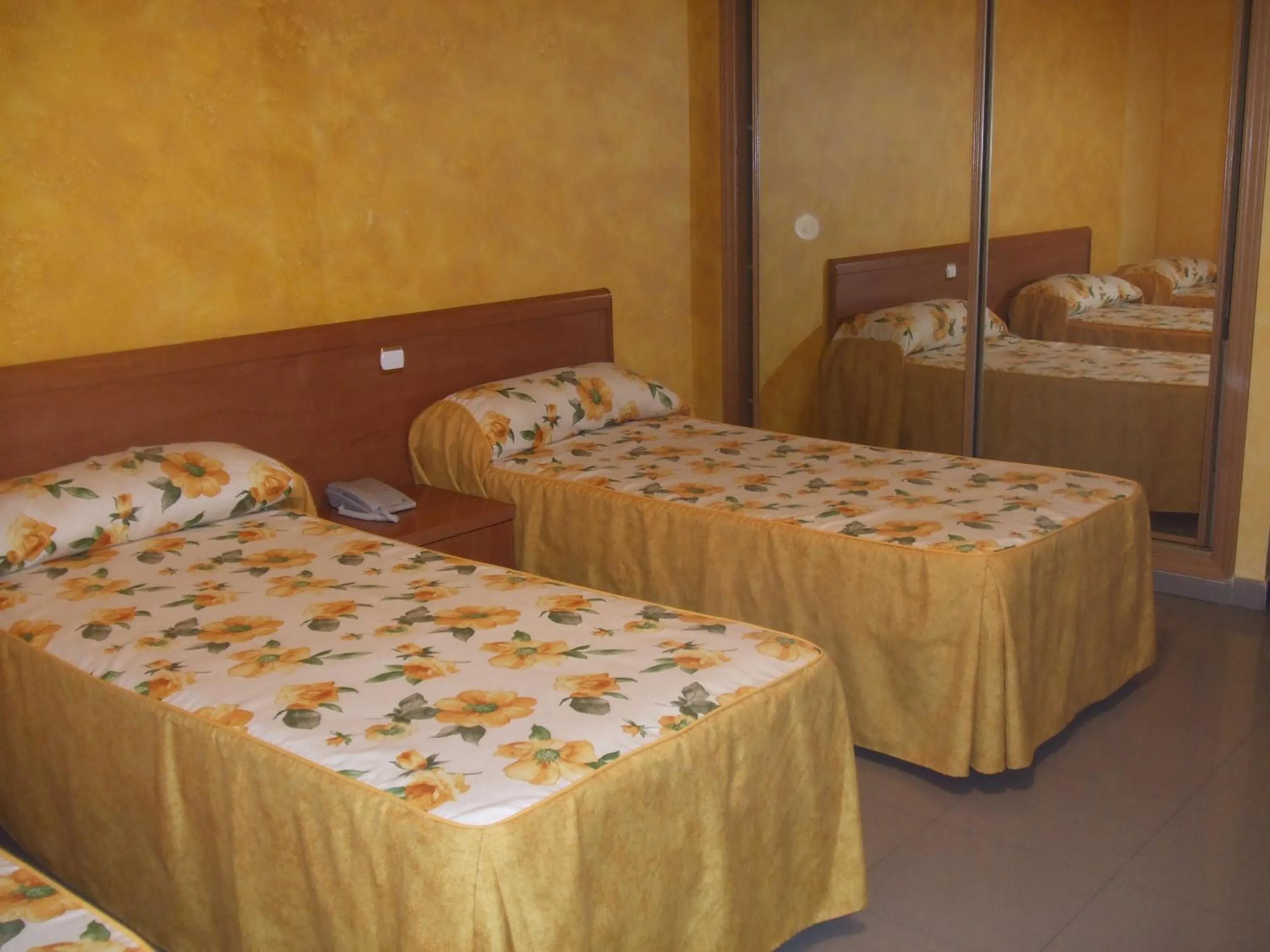 Bed in Hotel Vadorrey