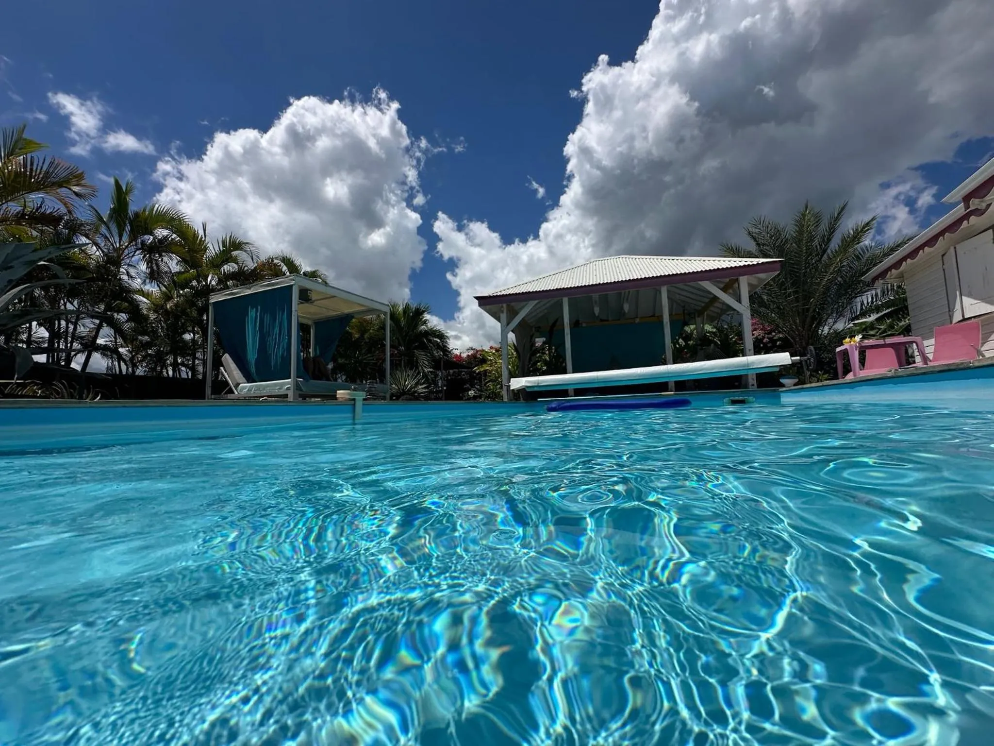 Patio in Au Bel'vue chez Sandrine "Gite & Chambre d'hôtes"