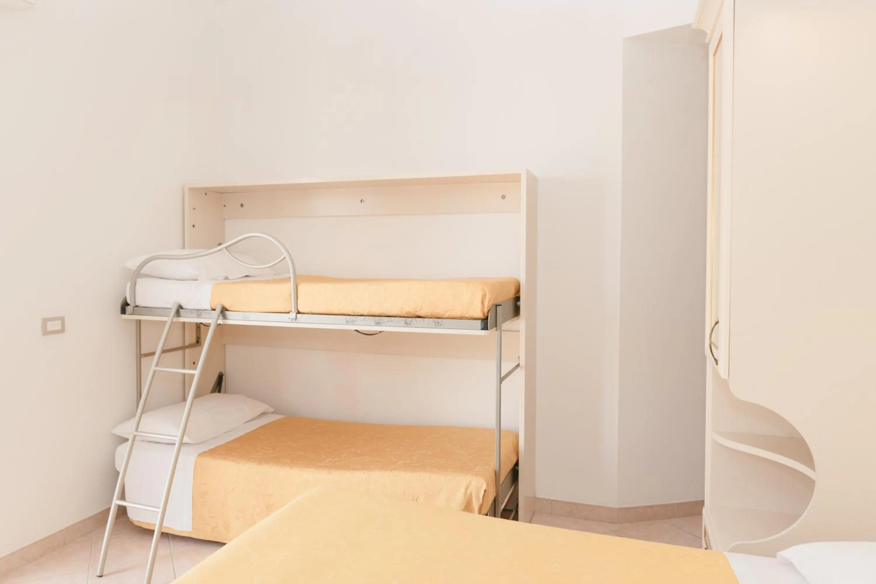 bunk bed, Bed in Hotel Altair