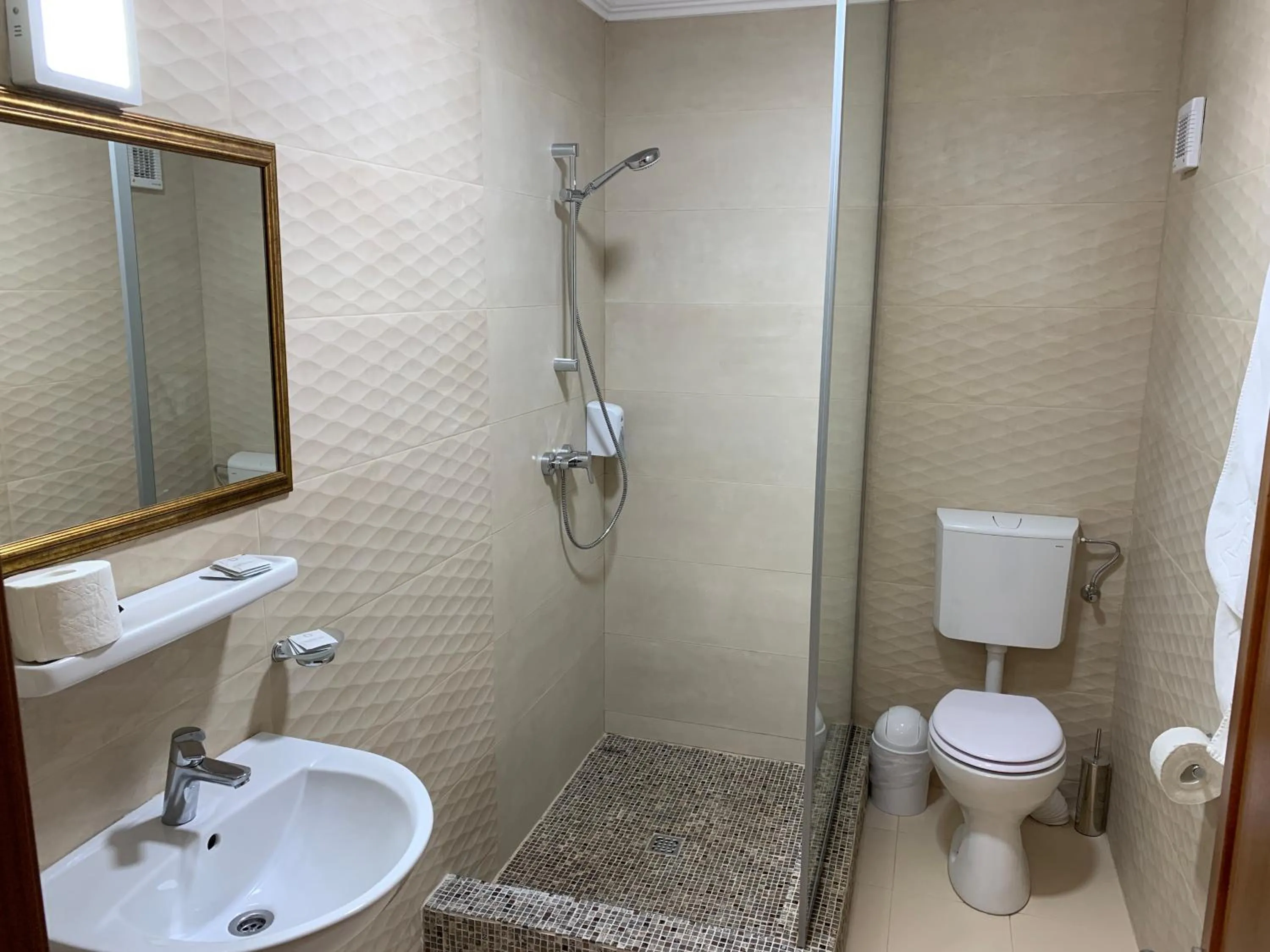 Bathroom in Casa Maria Arges