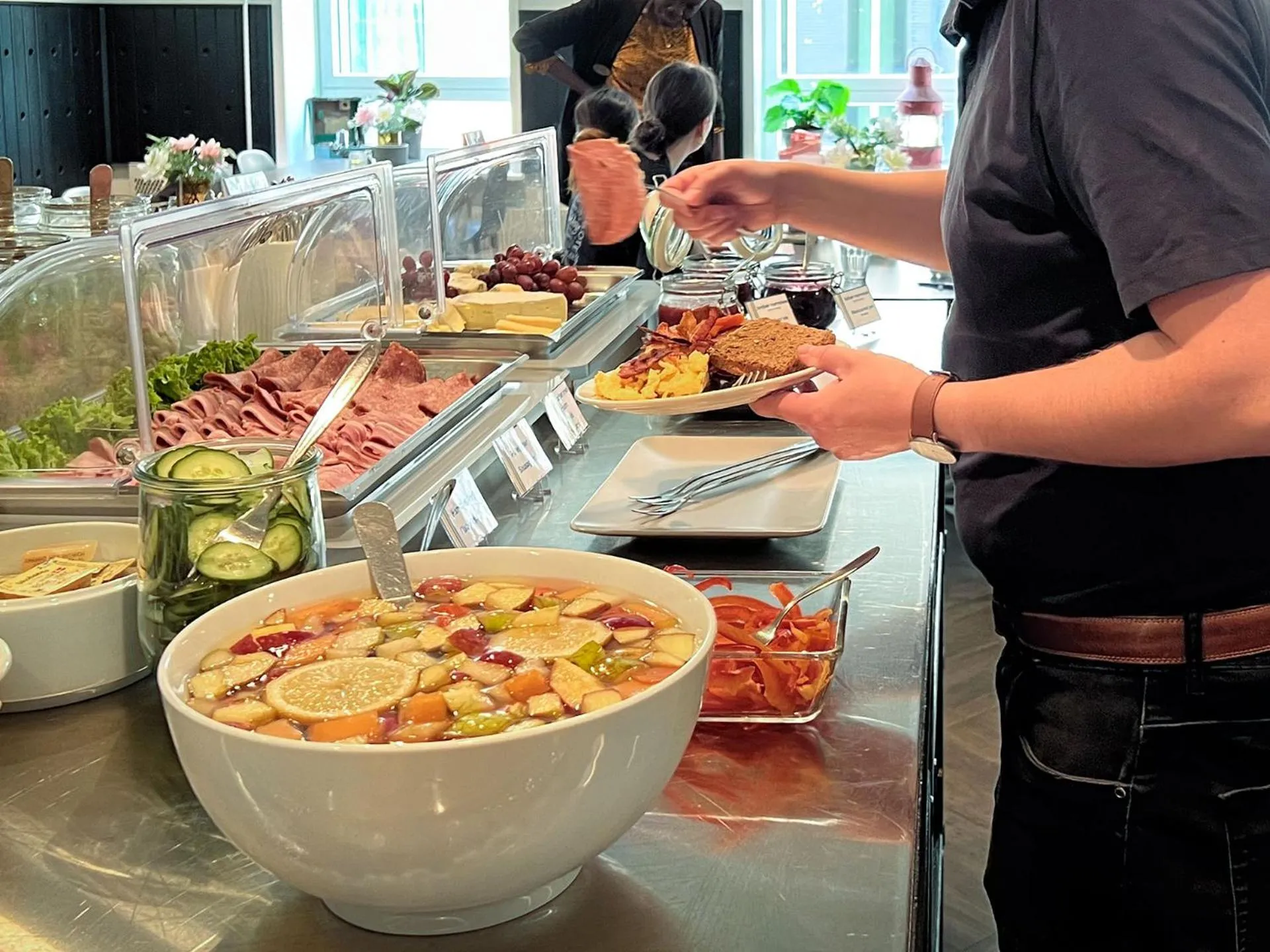 Buffet breakfast in Hotel Frederikshavn