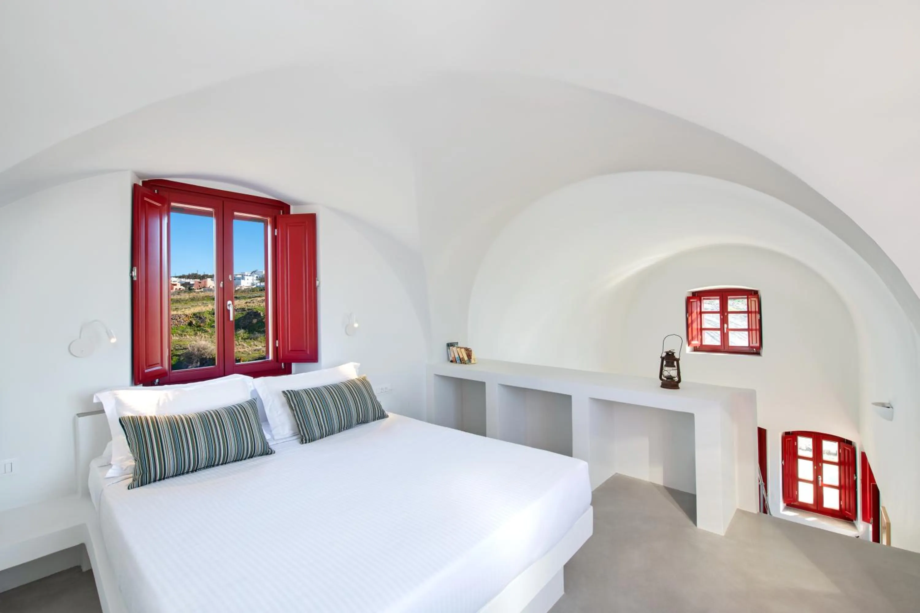 Bed in Aplada Suites