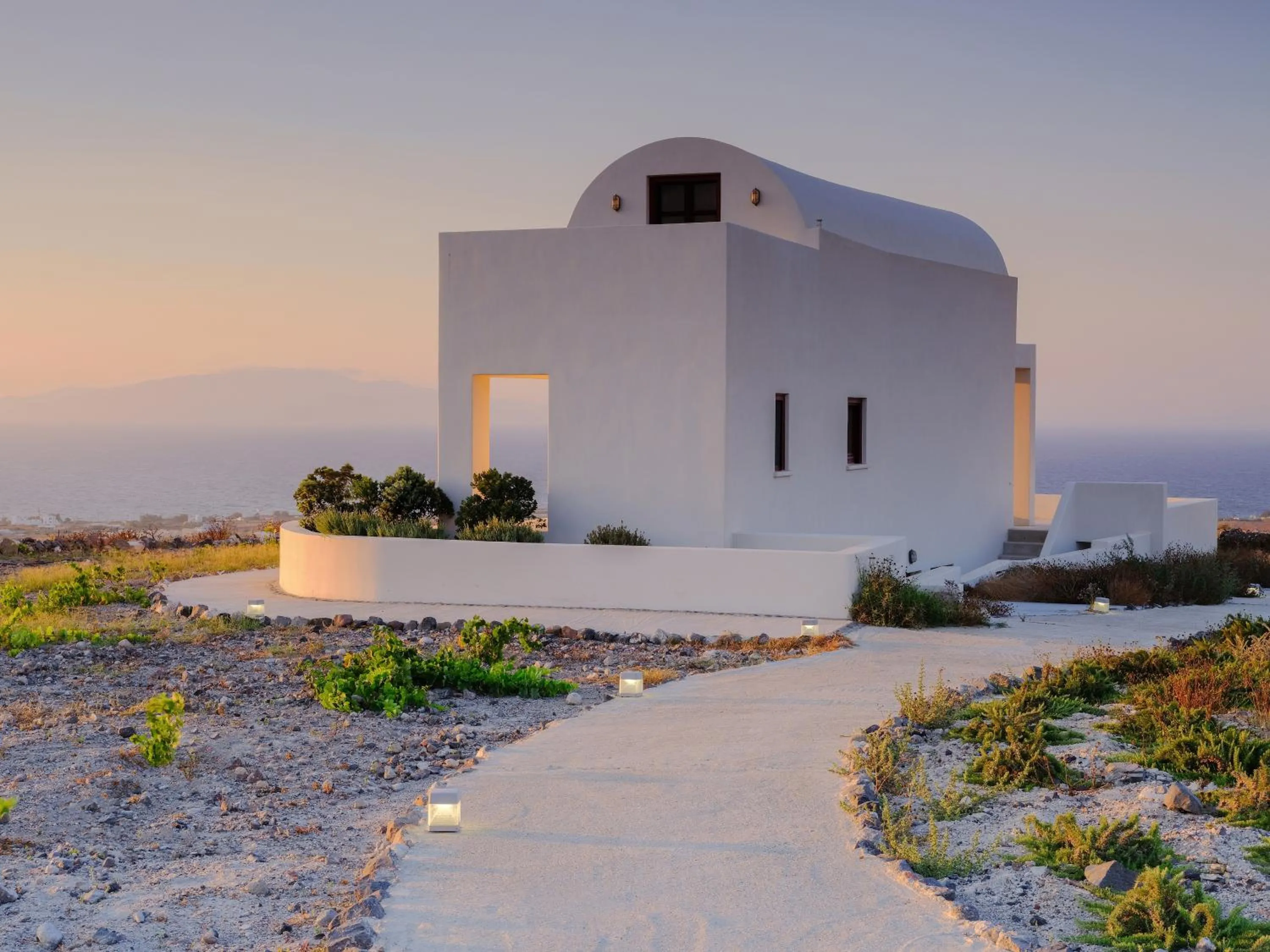 Property building in Aplada Suites