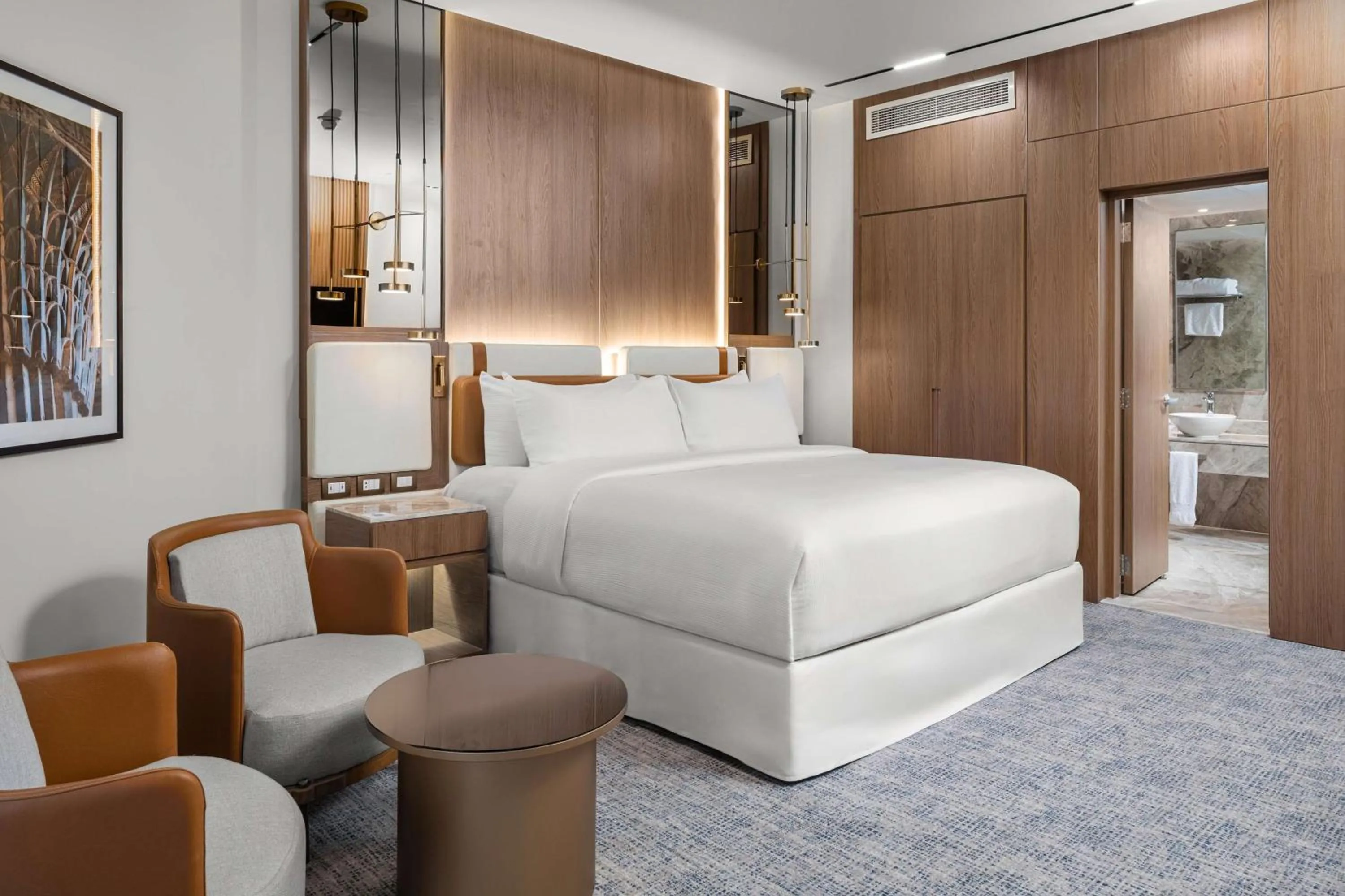 Bed in Hilton Alexandria Green Plaza