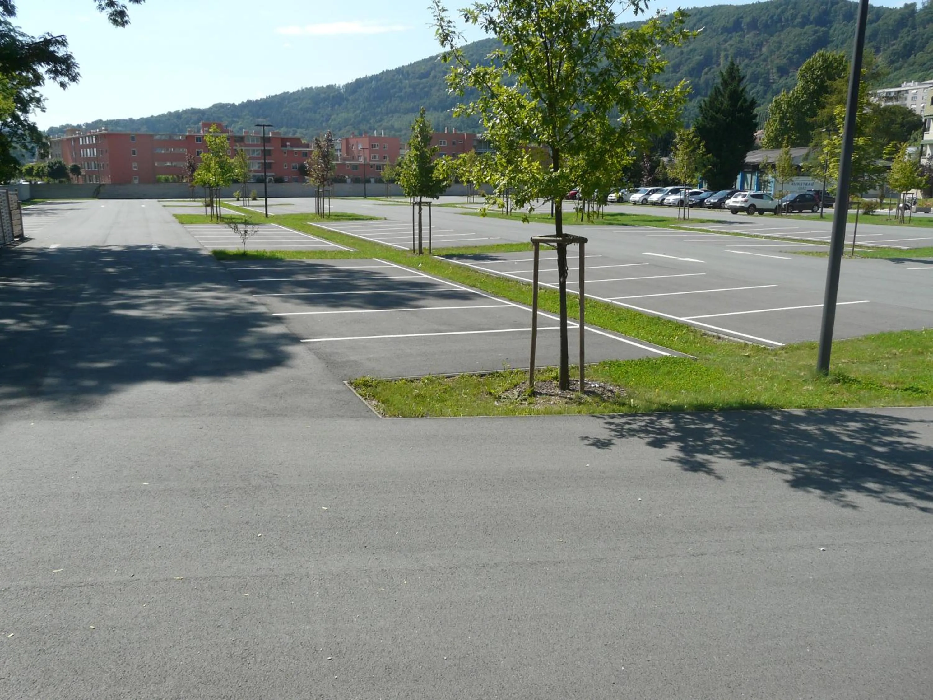 Property building in Hotel Steiermarkhof Graz - Aus Holz gebaut, von Hügeln geküsst