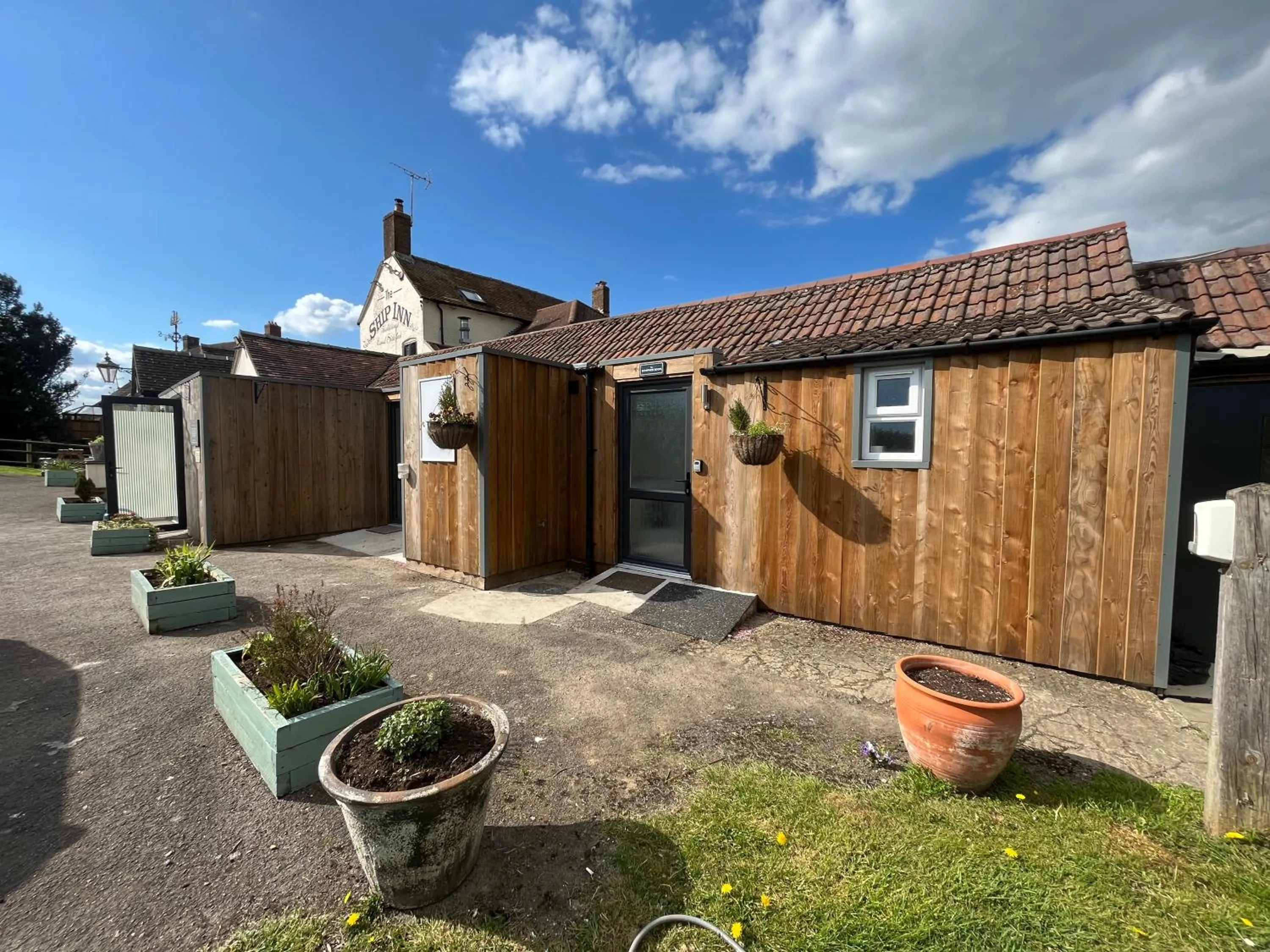 The Ship Inn - Self Catering Accommodation