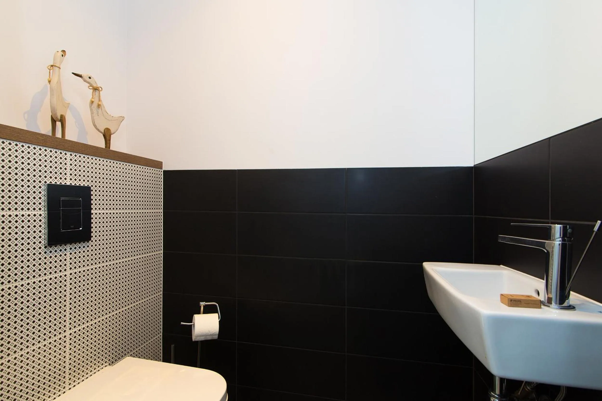 Toilet in ShortStayPoland Żupnicza (B32)