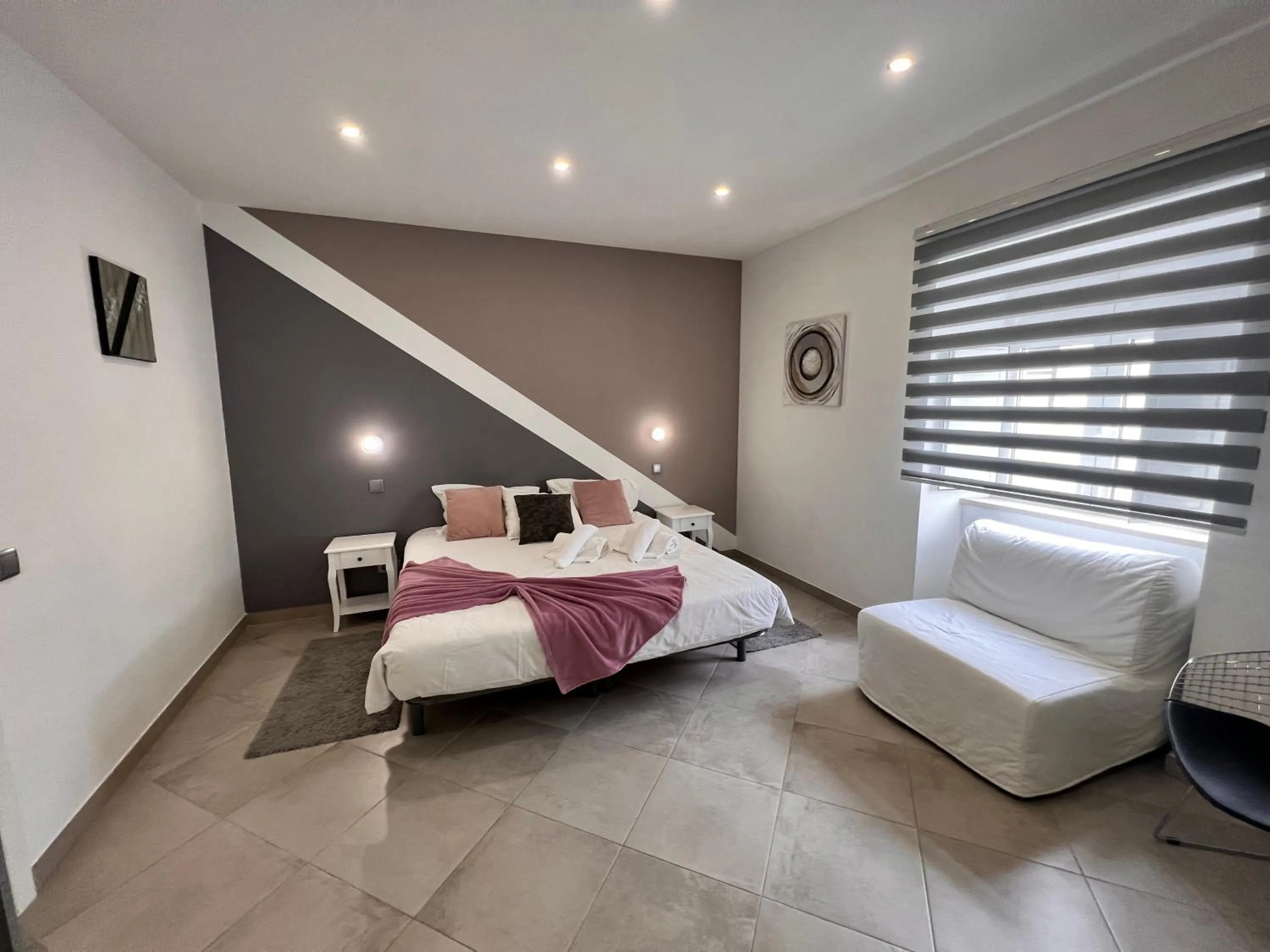 Bed in Carvoeiro B&B and SPA