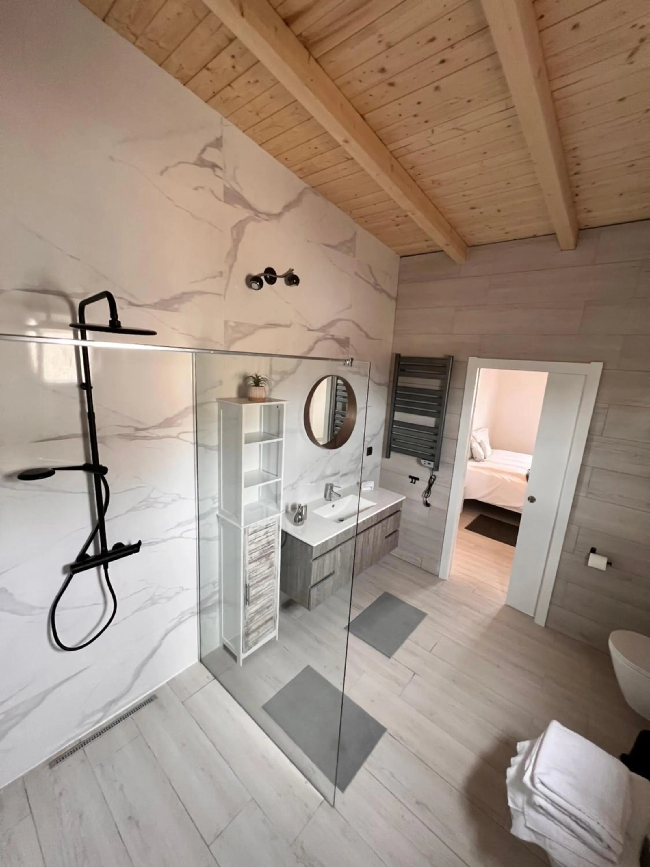 Toilet in Carvoeiro B&B and SPA