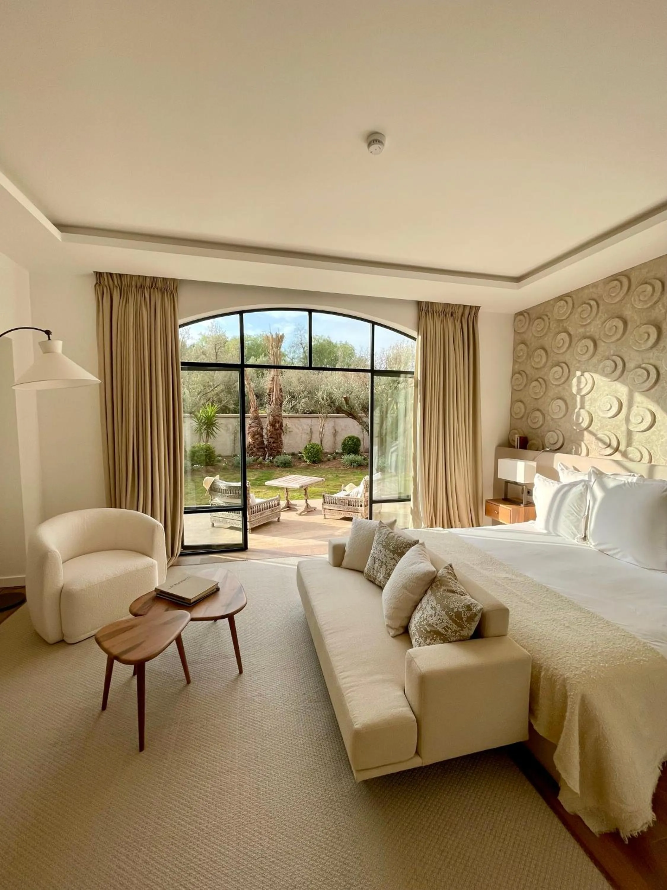 Bed in Ksar Char-Bagh Small Luxury Hotels