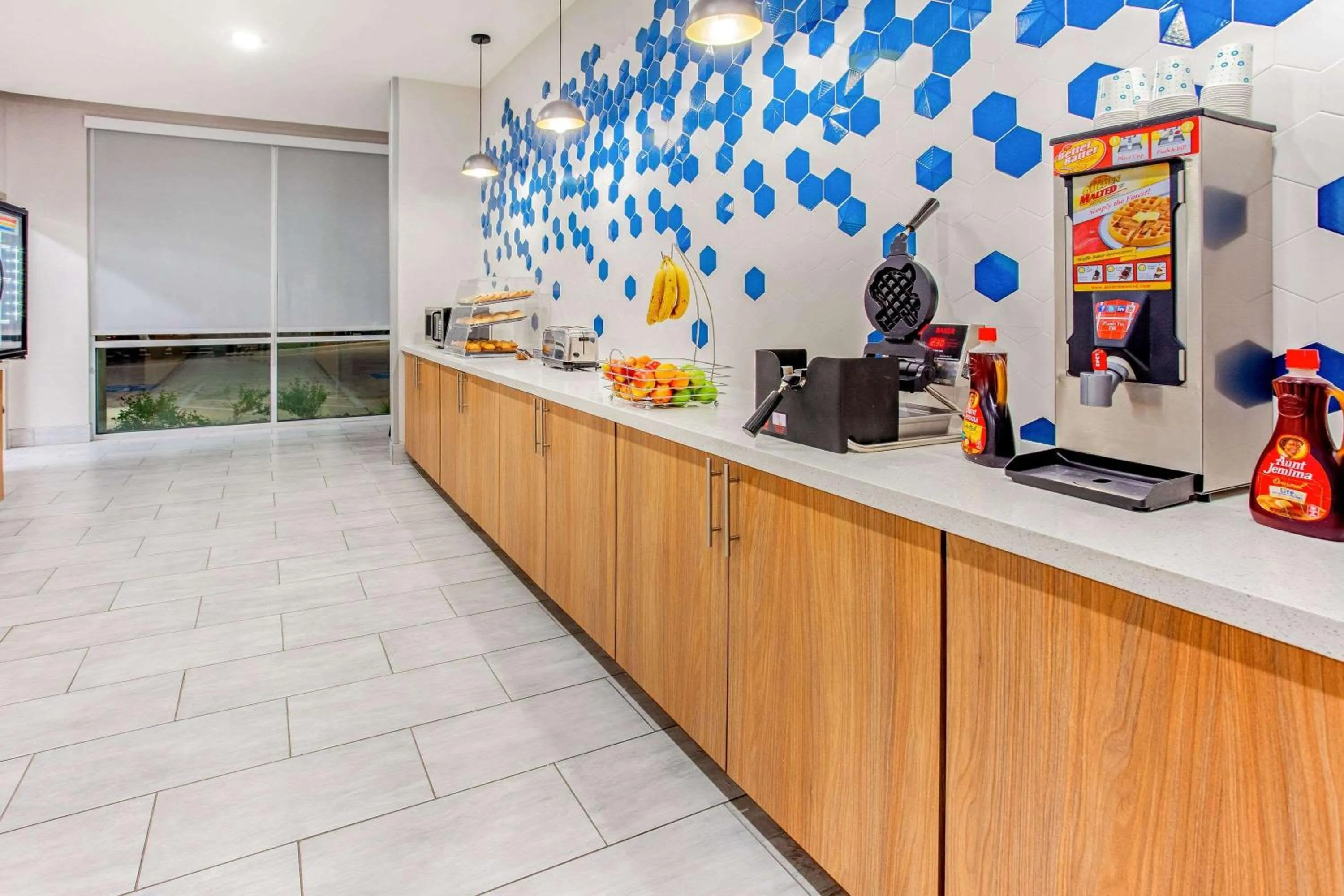 Restaurant/places to eat in La Quinta by Wyndham San Antonio Alamo City