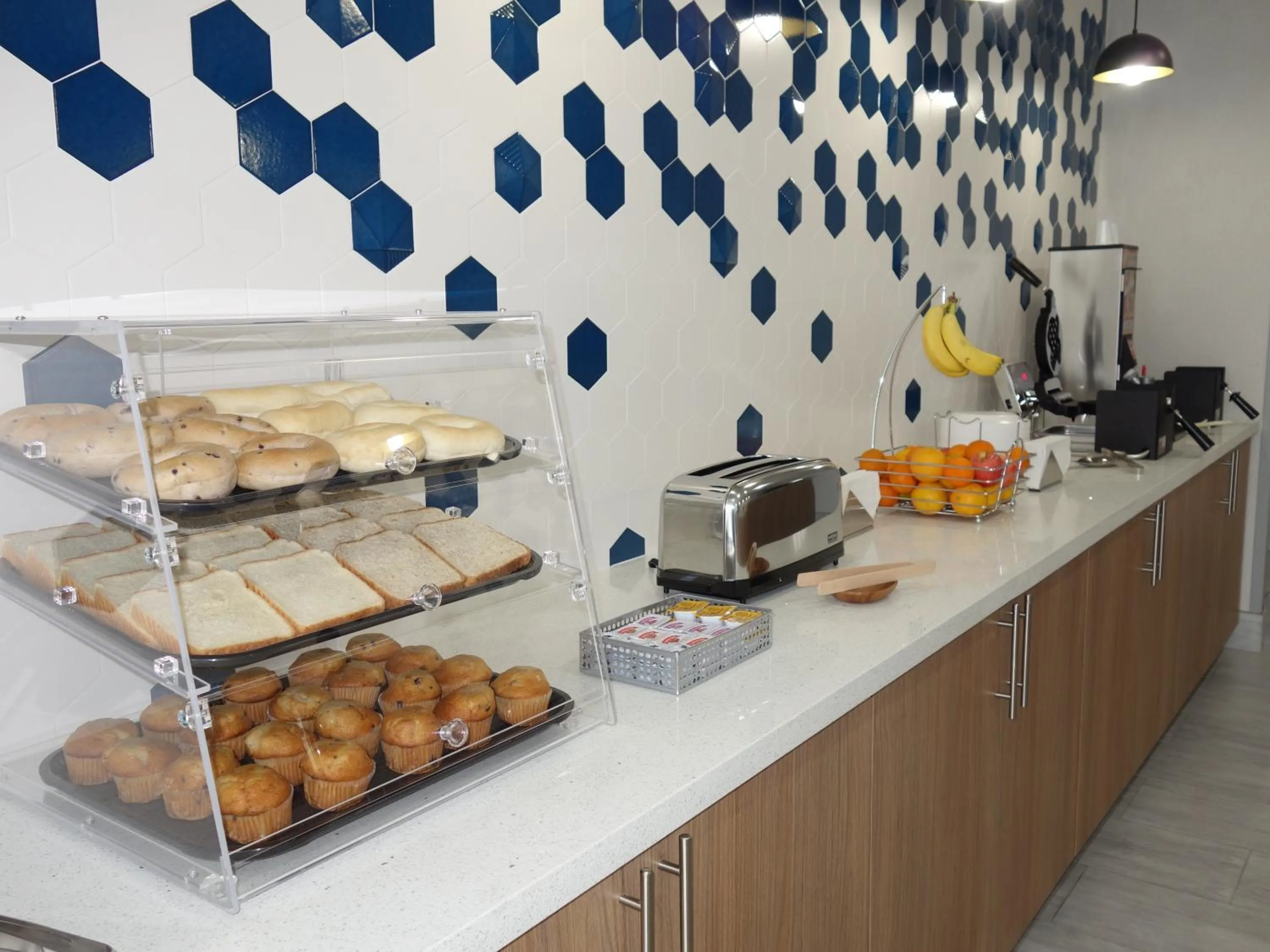 Food and drinks in La Quinta by Wyndham San Antonio Alamo City