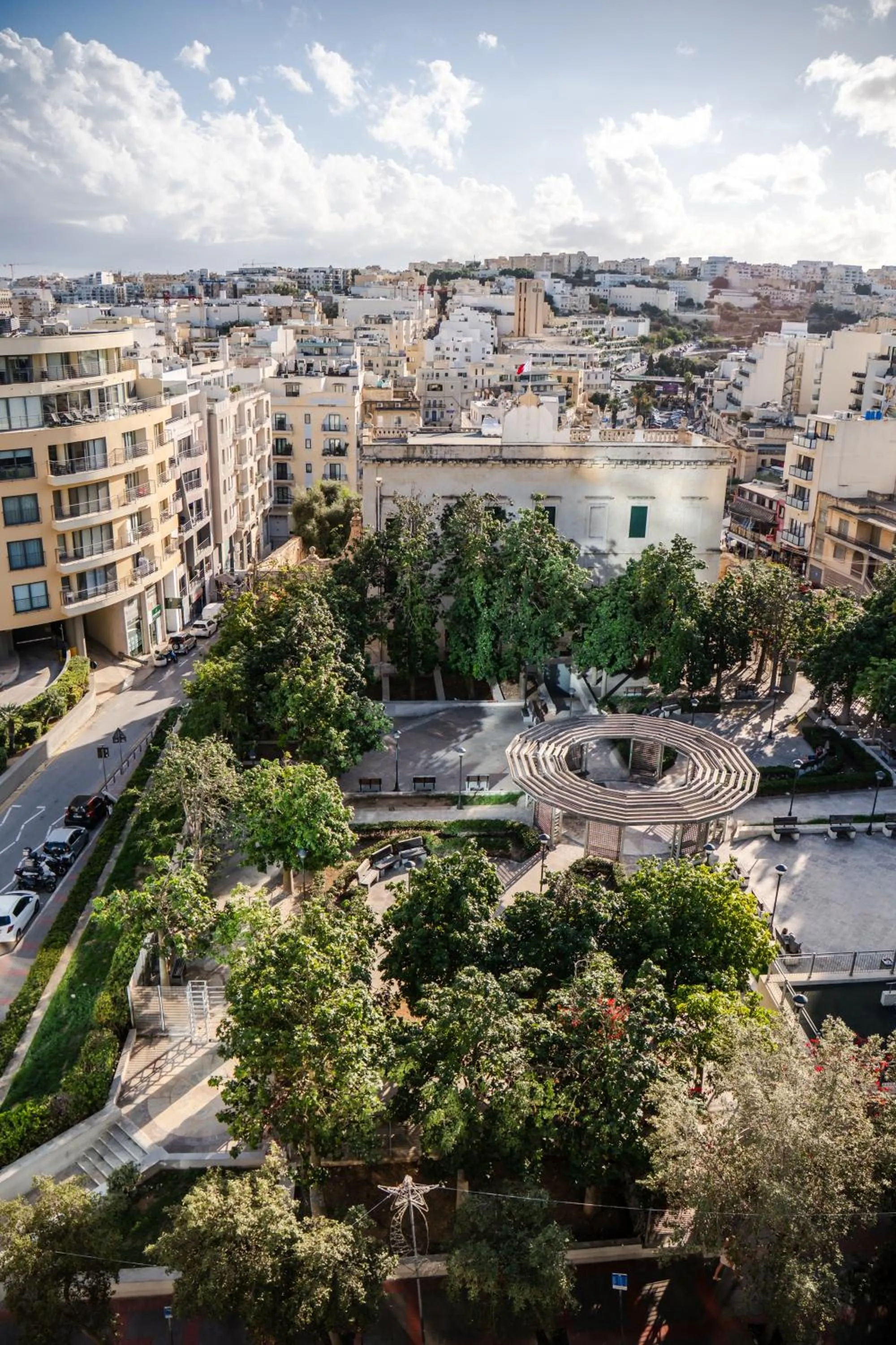 City view in Onyx Hotel