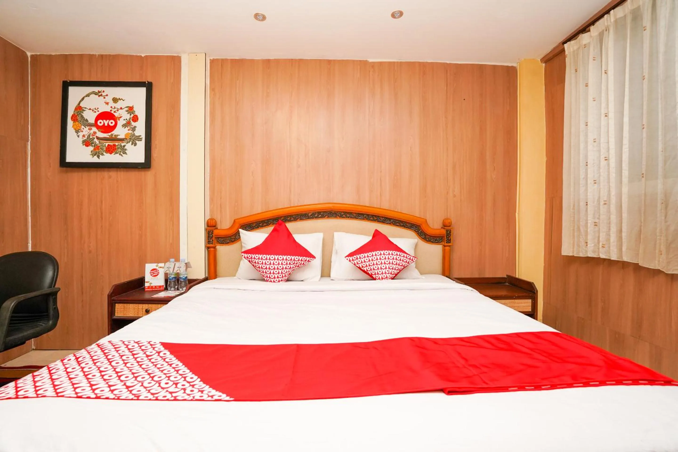 Photo of the whole room, Bed in Hotel O Naomi Heritage