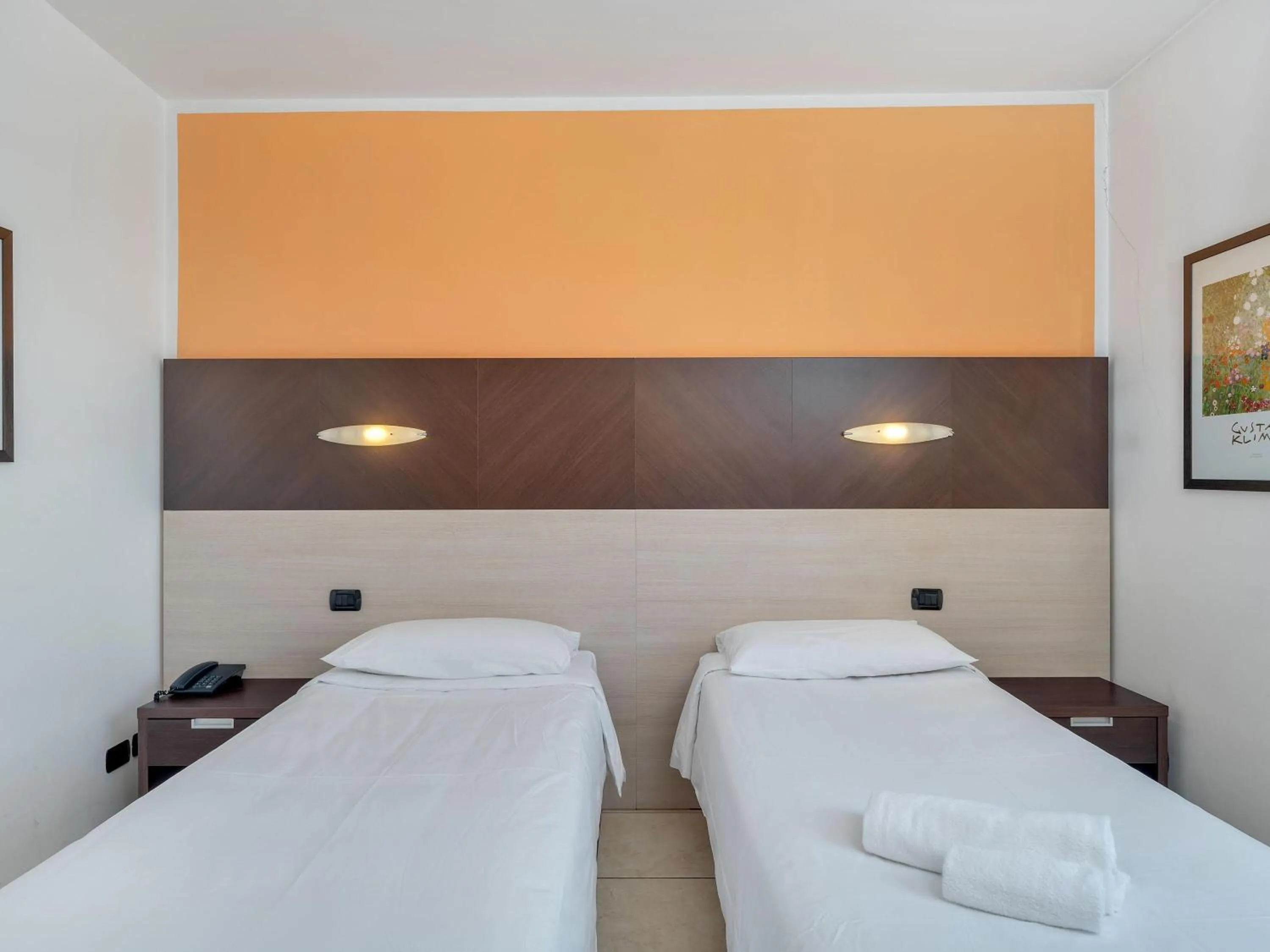 Photo of the whole room, Bed in B&B HOTEL Settimo Torinese