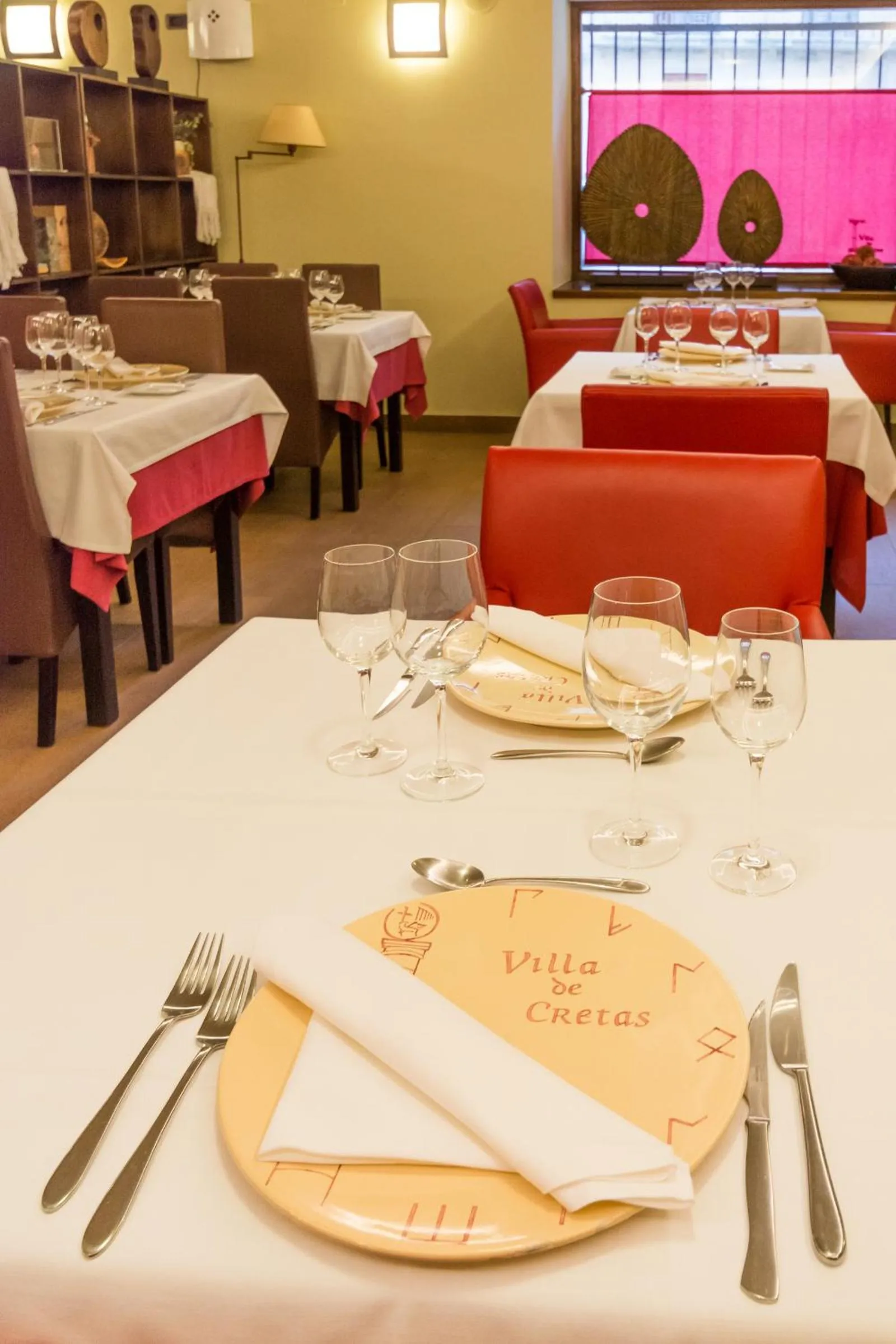 Logo/Certificate/Sign in Hotel Villa de Cretas