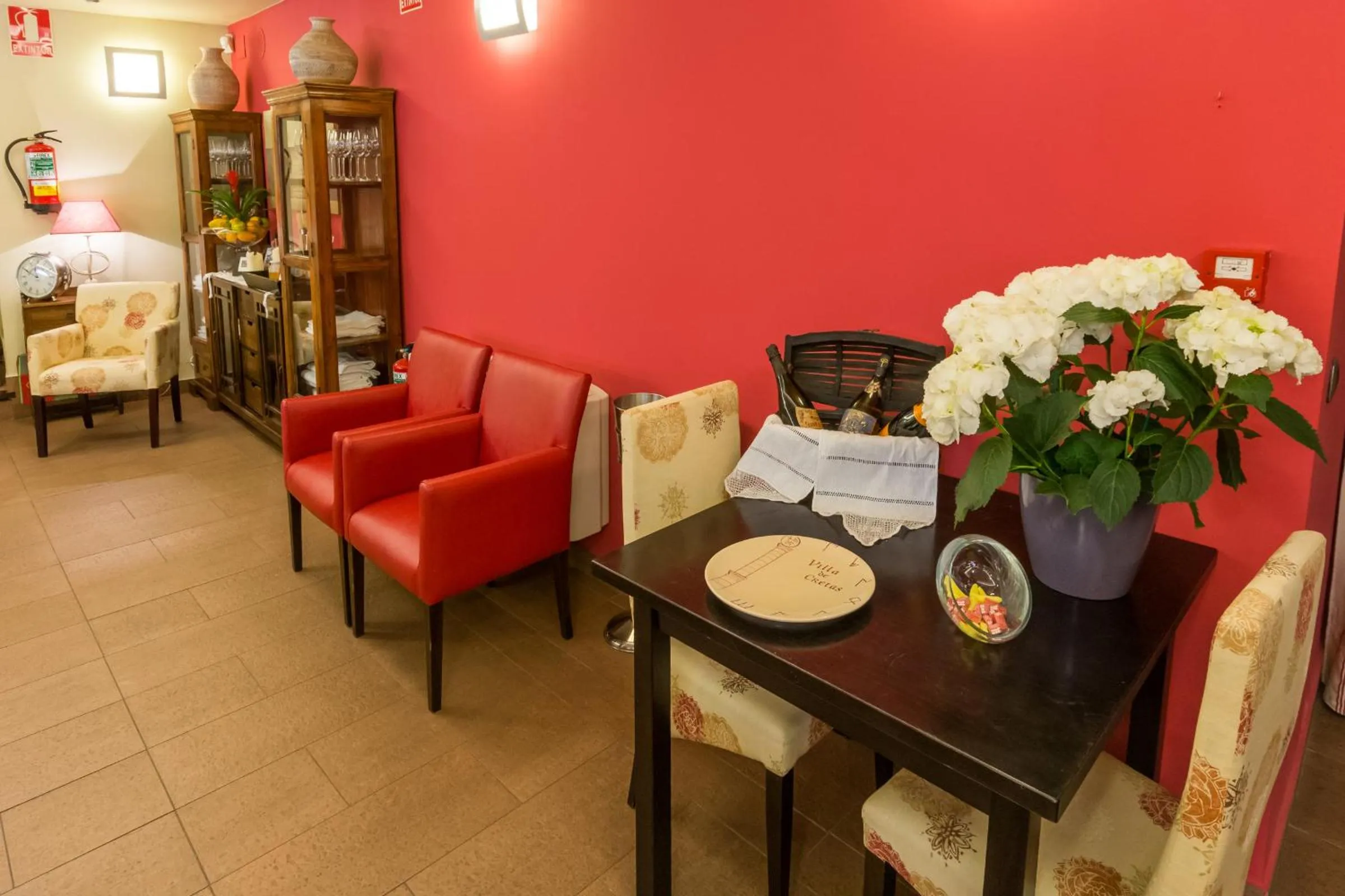 Lounge or bar in Hotel Villa de Cretas