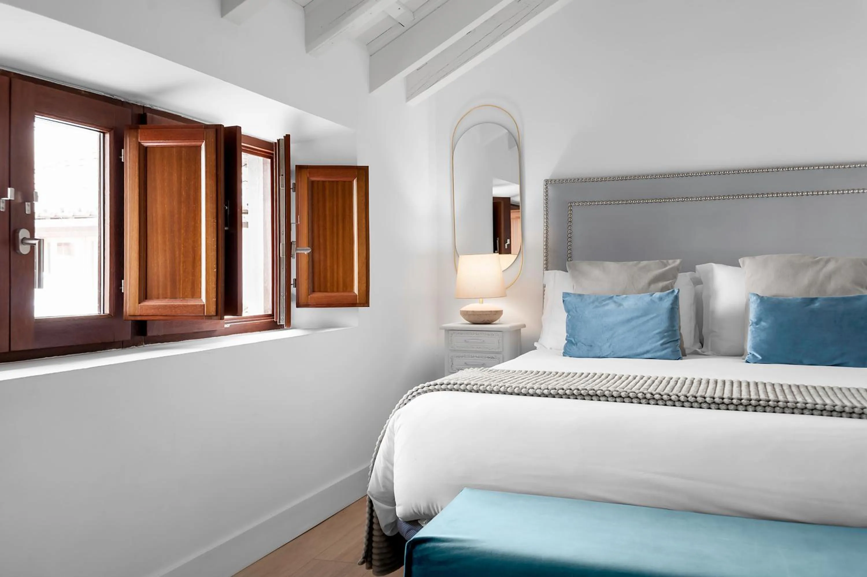 Photo of the whole room, Bed in Hotel Mercader de Sedas by Maxi Hoteles