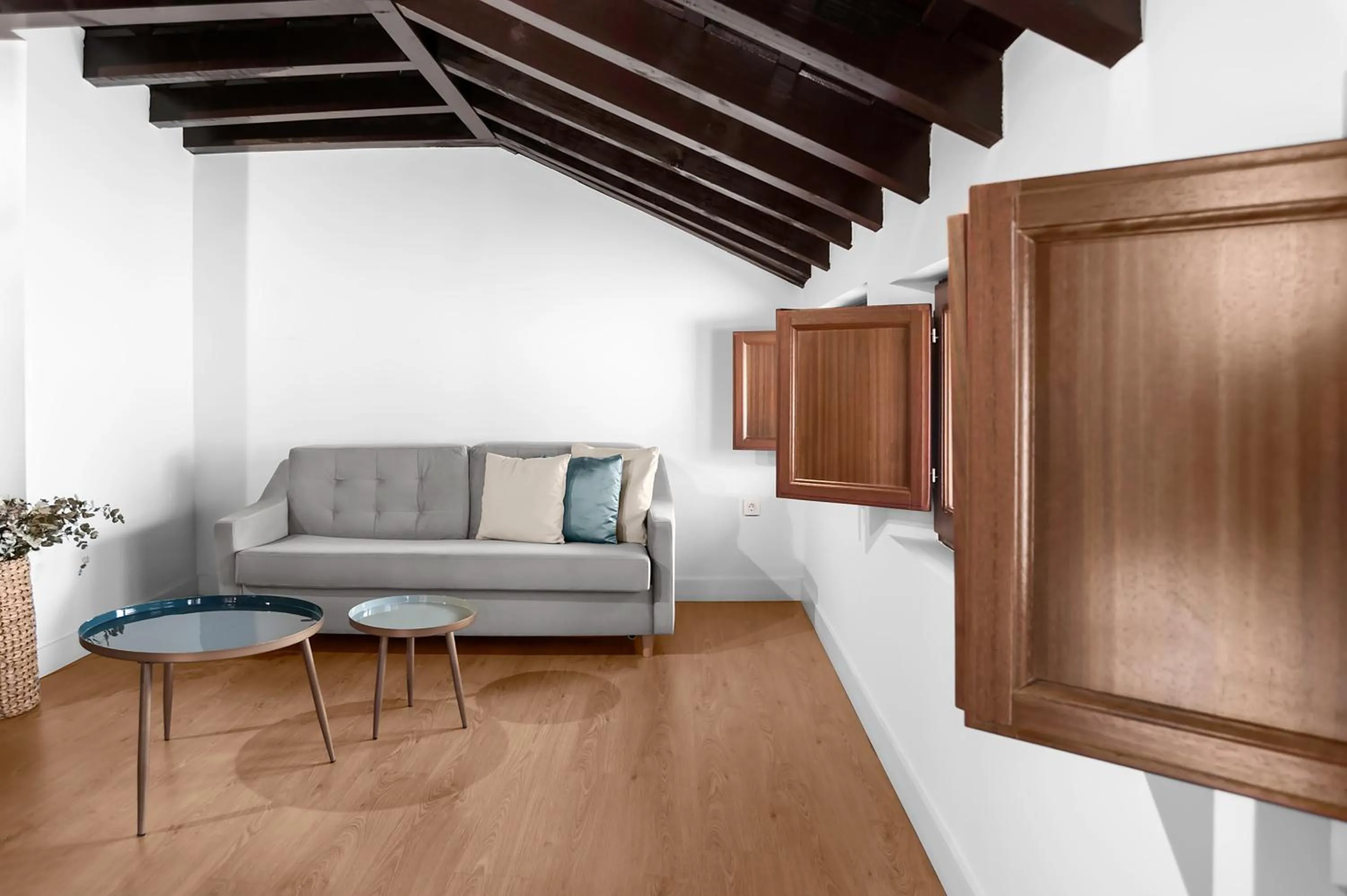 Seating area in Hotel Mercader de Sedas by Maxi Hoteles